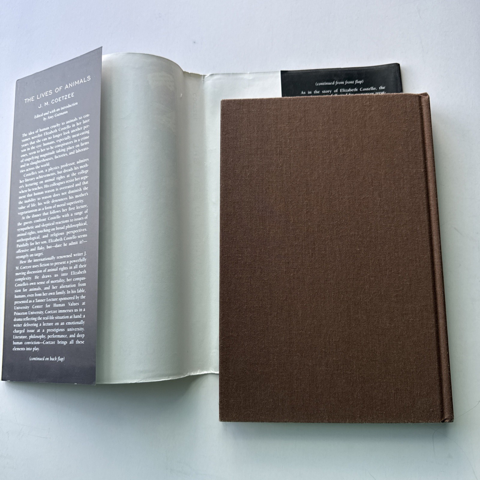 SIGNED COPY. The Lives of Animals, Coetzee, J. M., 9780691004433