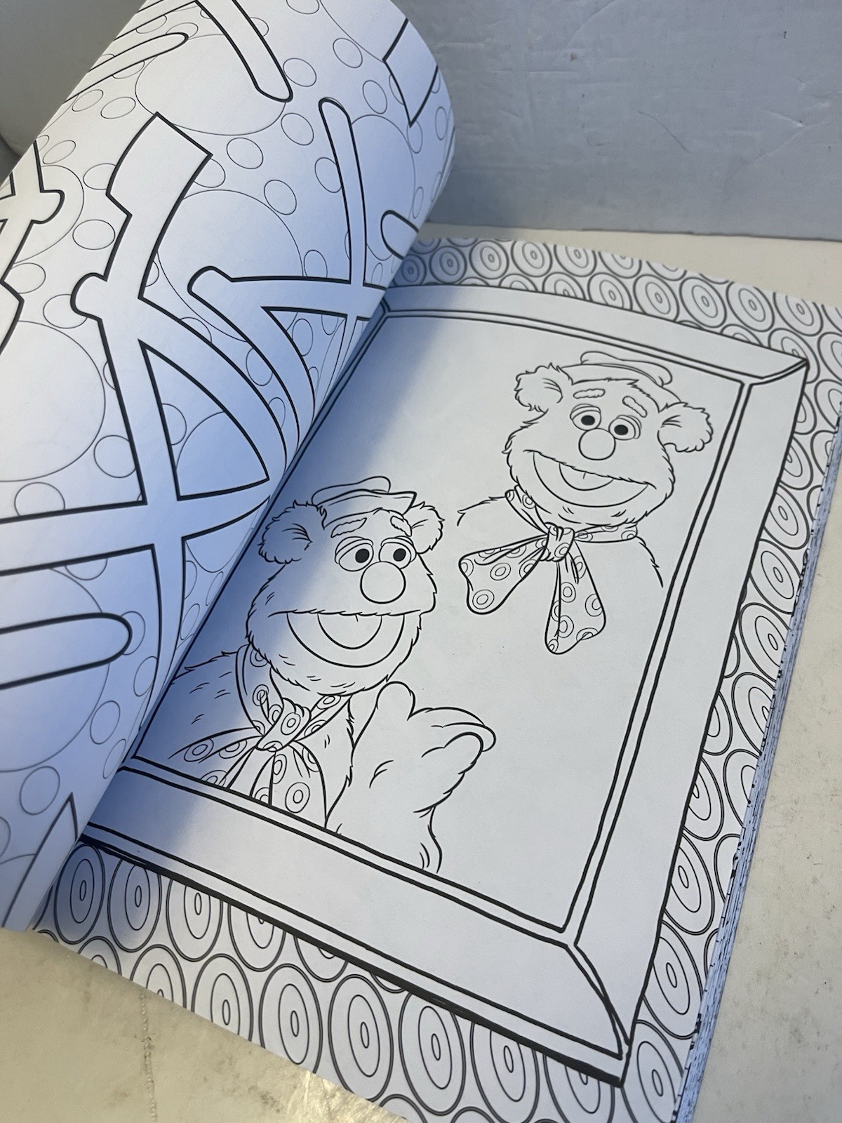 Art of Coloring: Muppets : 100 Images to Inspire First Edition Paperback 2017