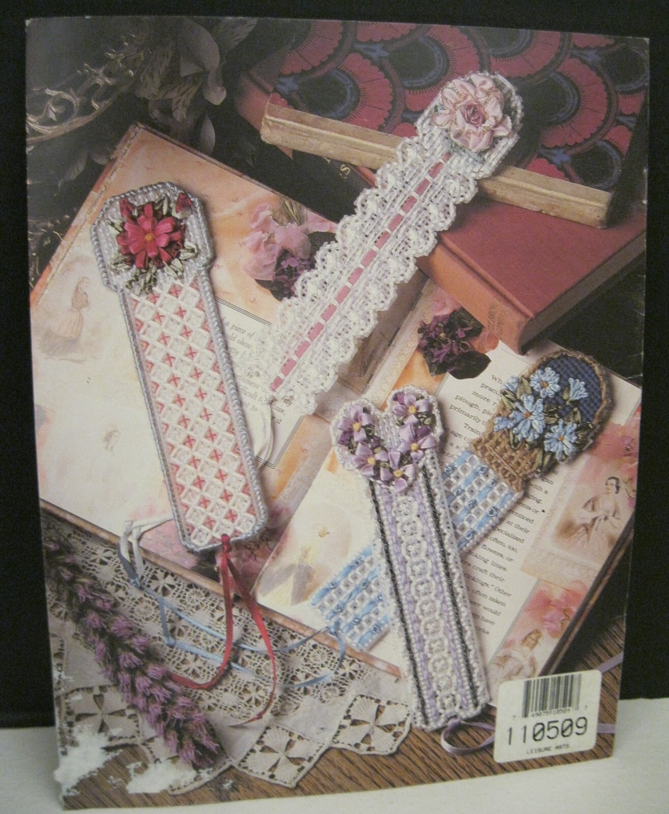 ANNIE POTTER PRESENTS PLASTIC CANVAS RIBBON FLOWER BOOKMARKS #02020197 BY DOYLE