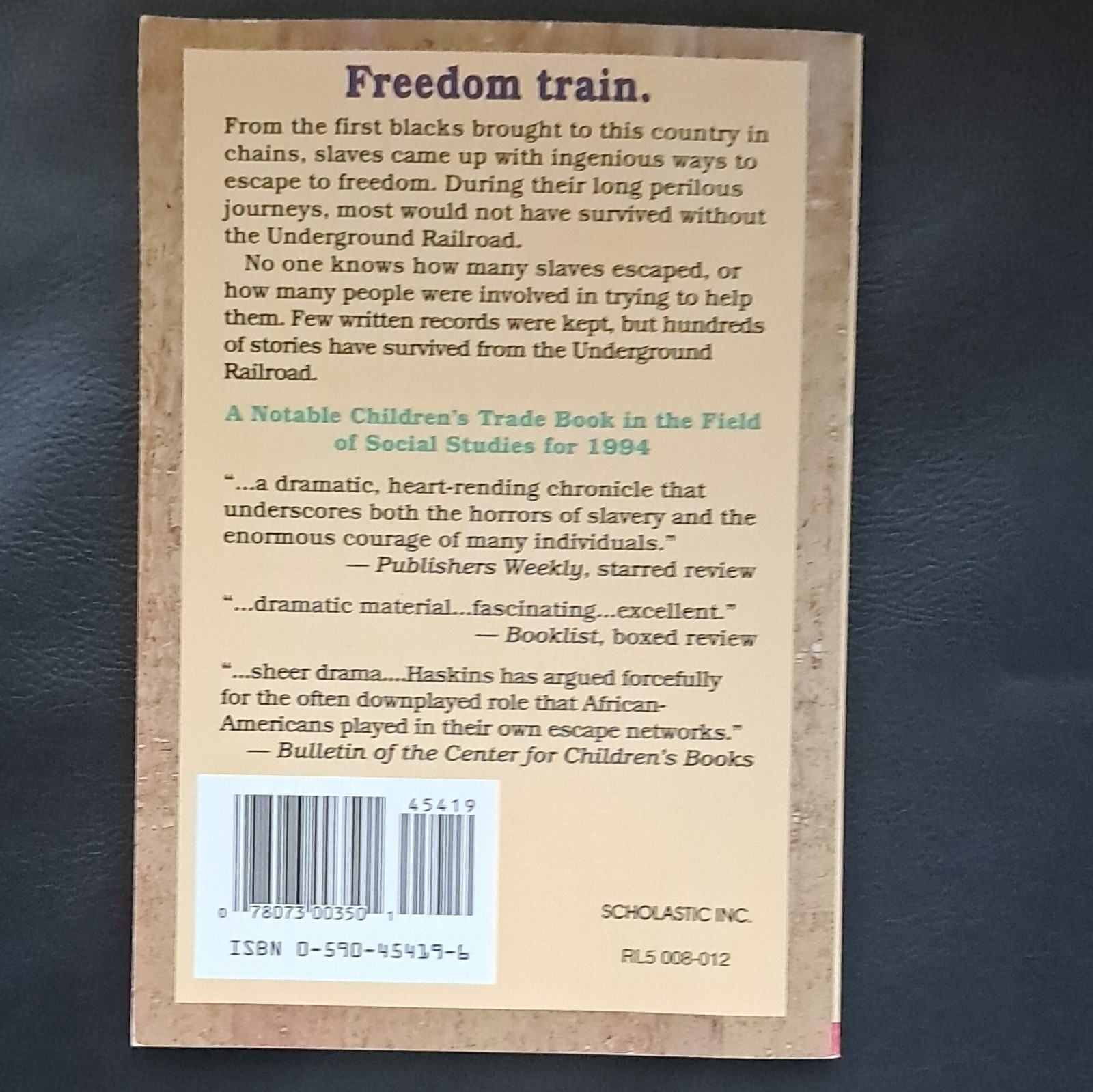 Jim Haskins Get On Board: The Story of the Underground Railroad * Paperback * S…