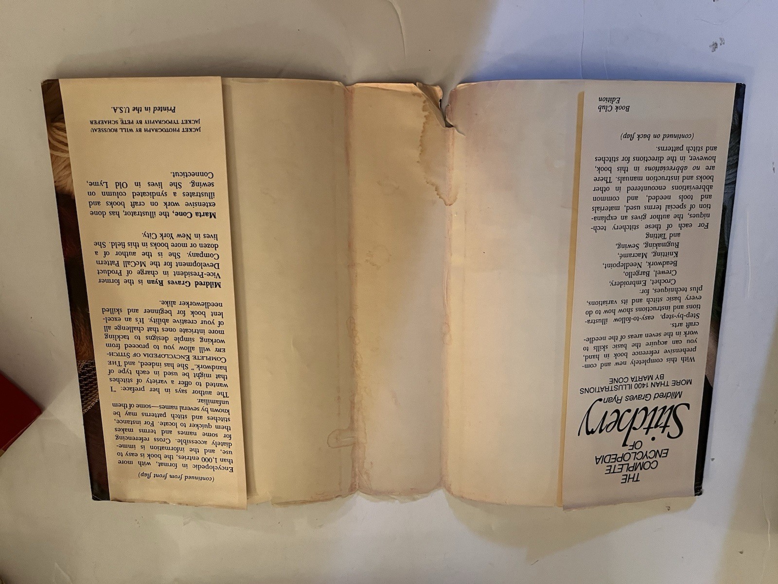 VTG 1979 1st Ed The Complete Encyclopedia of Stitchery Mildred Graves Ryan