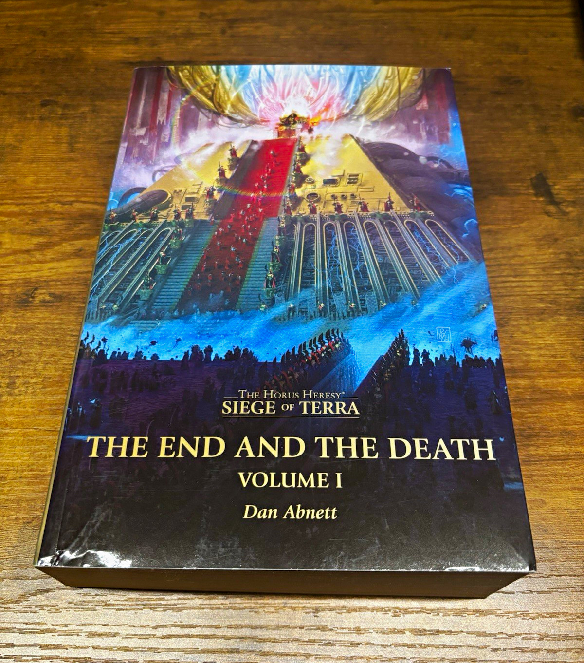 Horus Heresy Siege of Terra: The End and the Death Vol I – LARGE BOOK SIZE