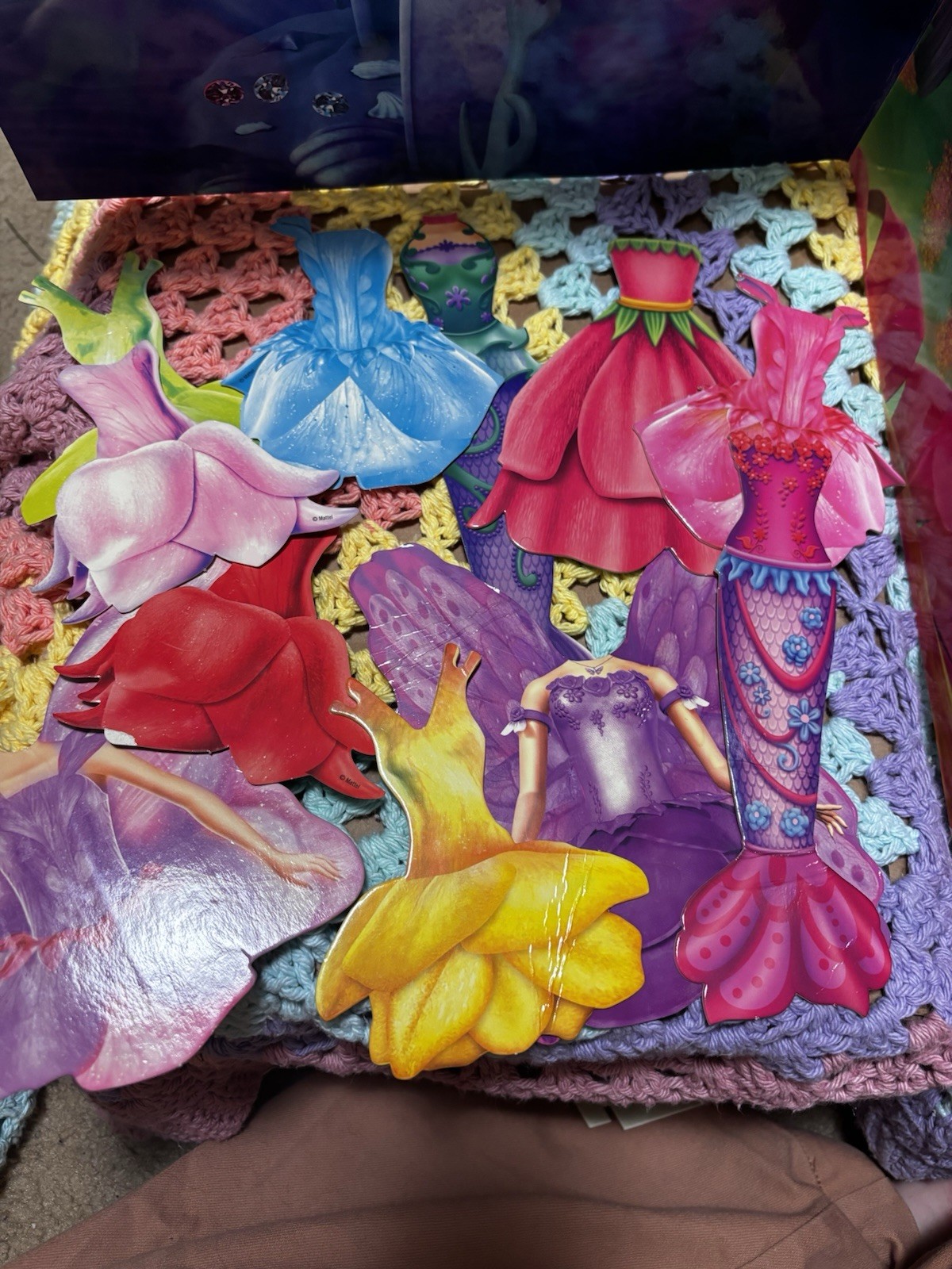 Barbie 2006 Reader’s Digest Fairytopia Mermaidia Book & Magnetic Paper Dolls