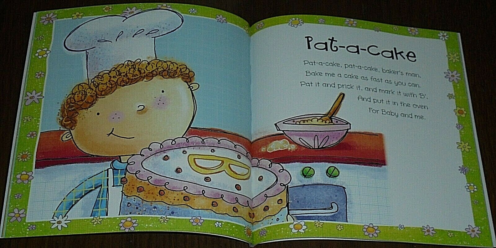 PAT-A-CAKE, PAT-A-CAKE AND OTHER RHYMES BOOK (17cm X 17cm) 2019 BRAND NEW