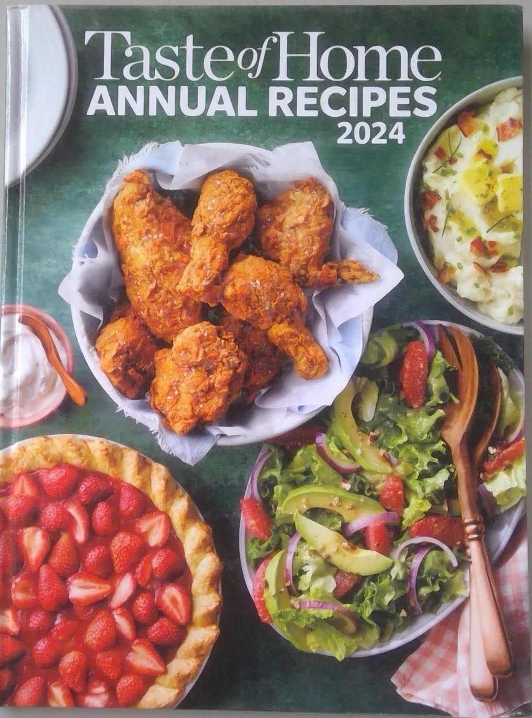 Taste of Home – Annual Recipes – 2024 Hardcover Book