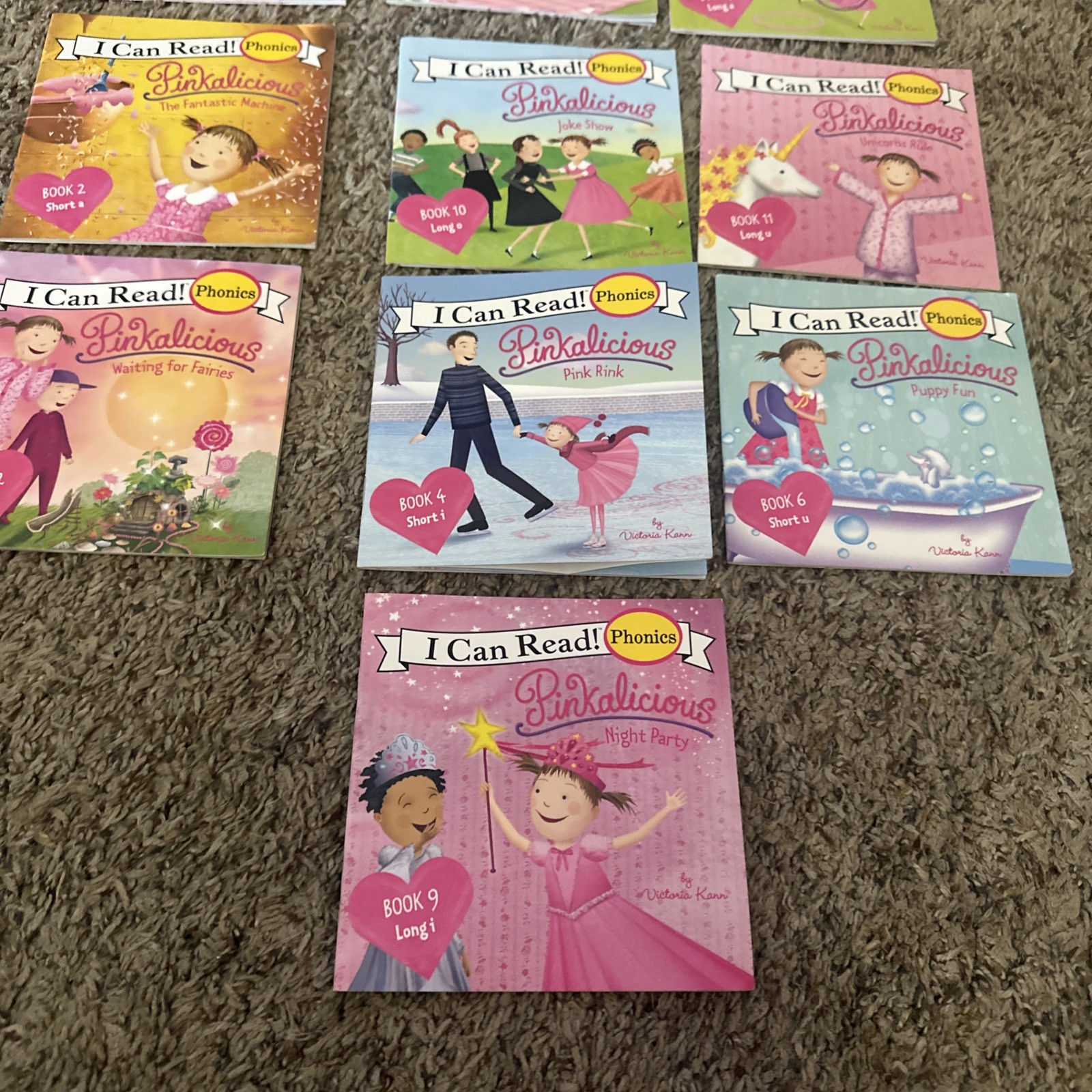 Pinkalicious I Can Read Phonics Box: Books Lot of 10 Mini Books Like New