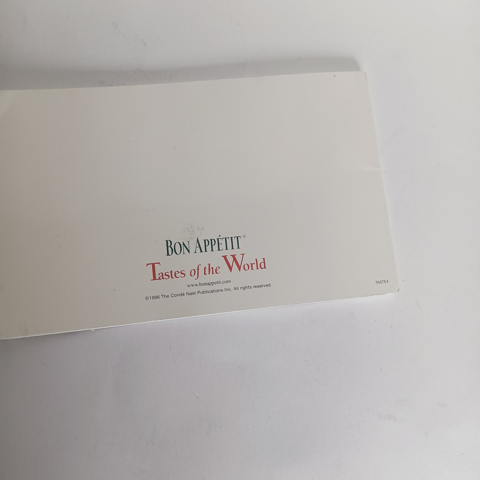 1996 BON APPETITE MINI COOKBOOK “TASTES OF THE WORLD” 102 PAGES