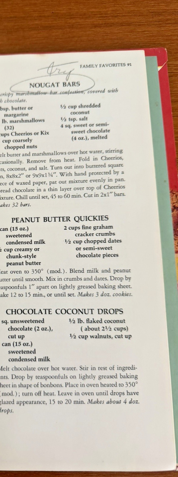 Vintage Cookbook Betty Crocker’s 1963 Cooky Book with Recipe Clippings Notes