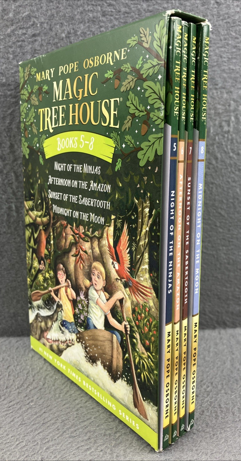 Magic Tree House Boxed Set, Books 5-8: Night of the Ninjas, Afternoon on the…