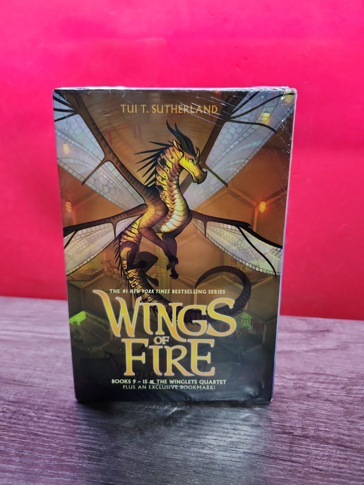 Wings of Fire: 8 Book Box Set (# 9-15 + The Winglets Quartet) Tui T Sutherland