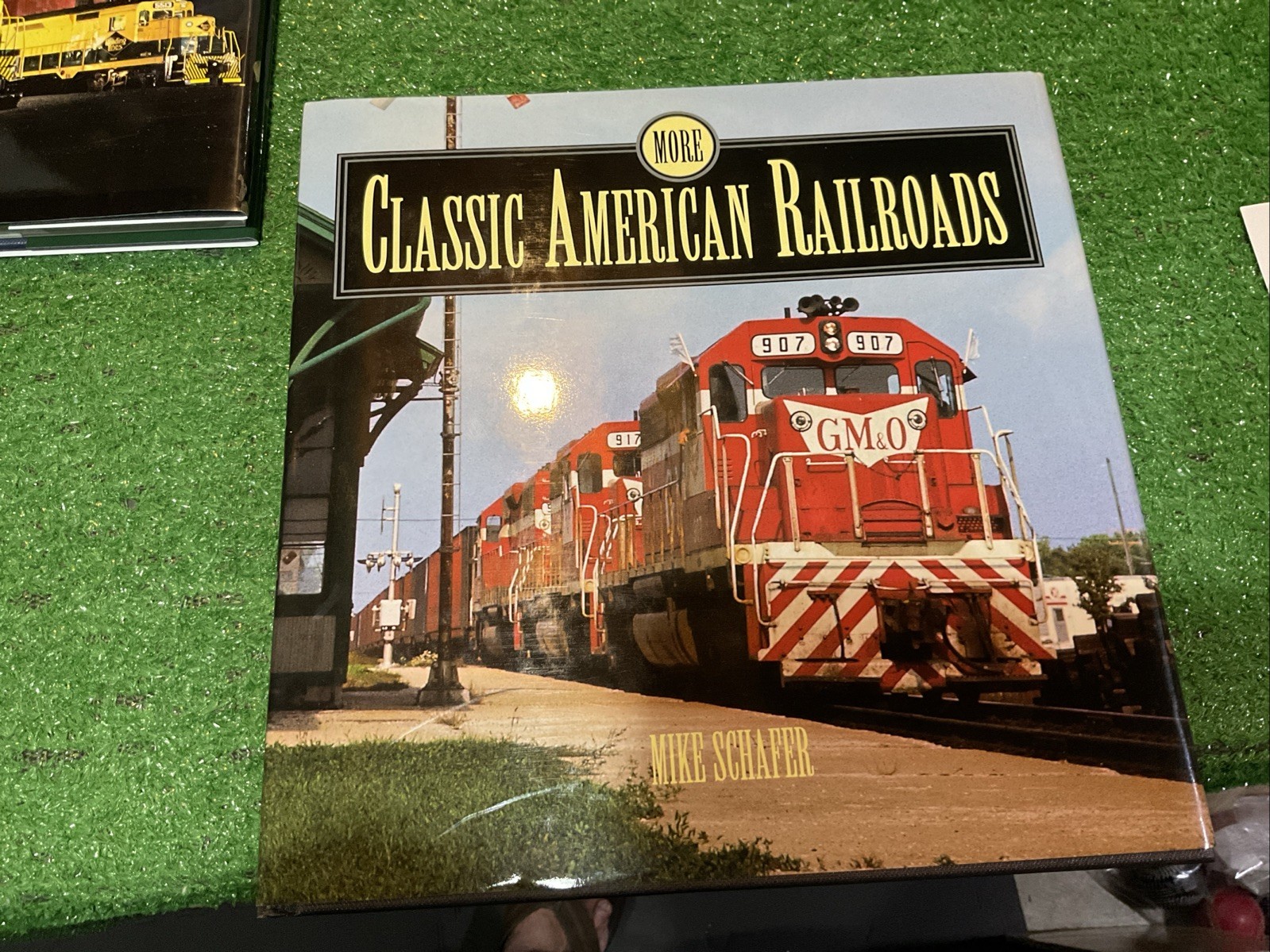 Classic American Railroad 3-Volume Set: Santa Fe, Pennsylvania, Southern Pacific