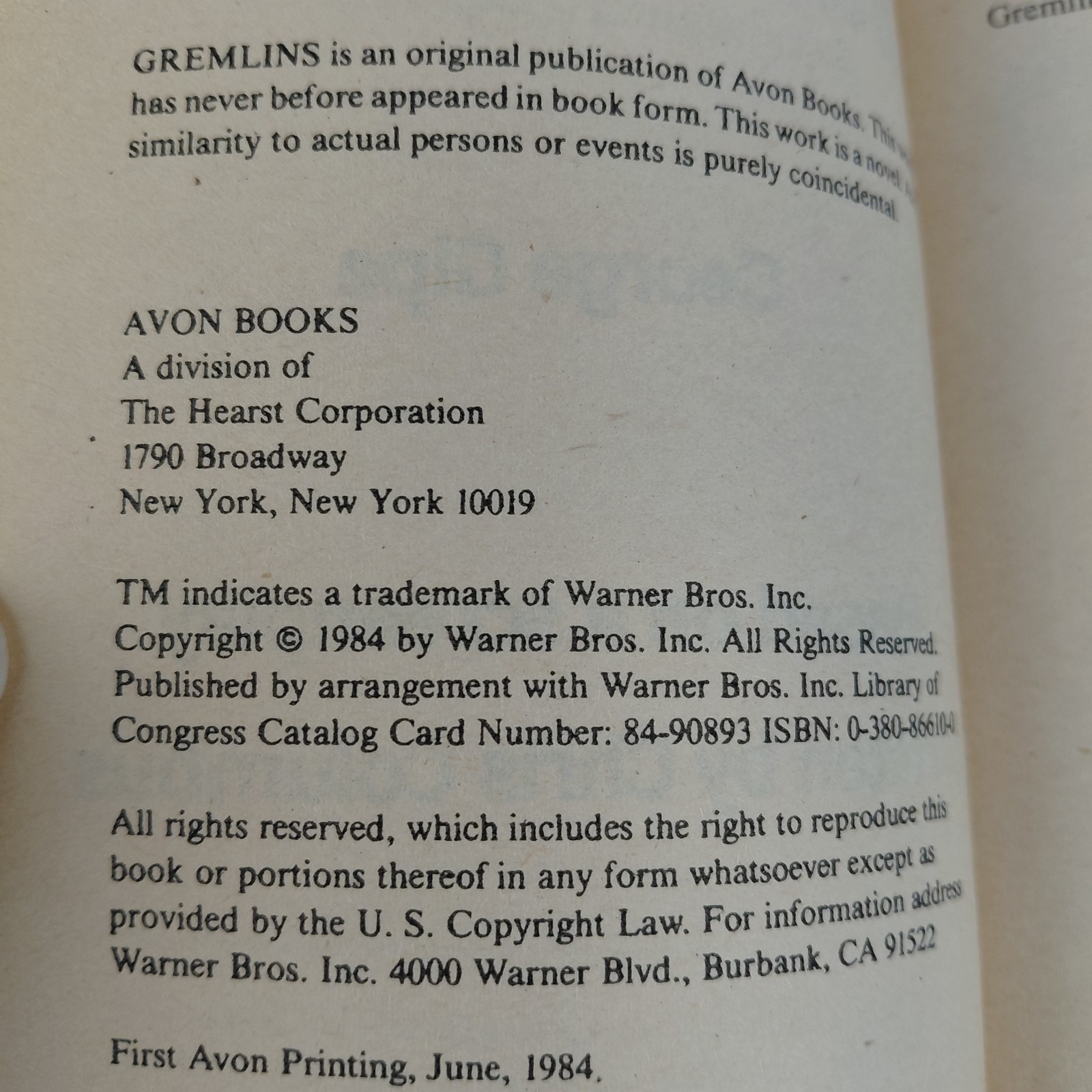 Gremlins by George Gipe 1984 1st Avon Printing 16-page Movie Tie-in photos
