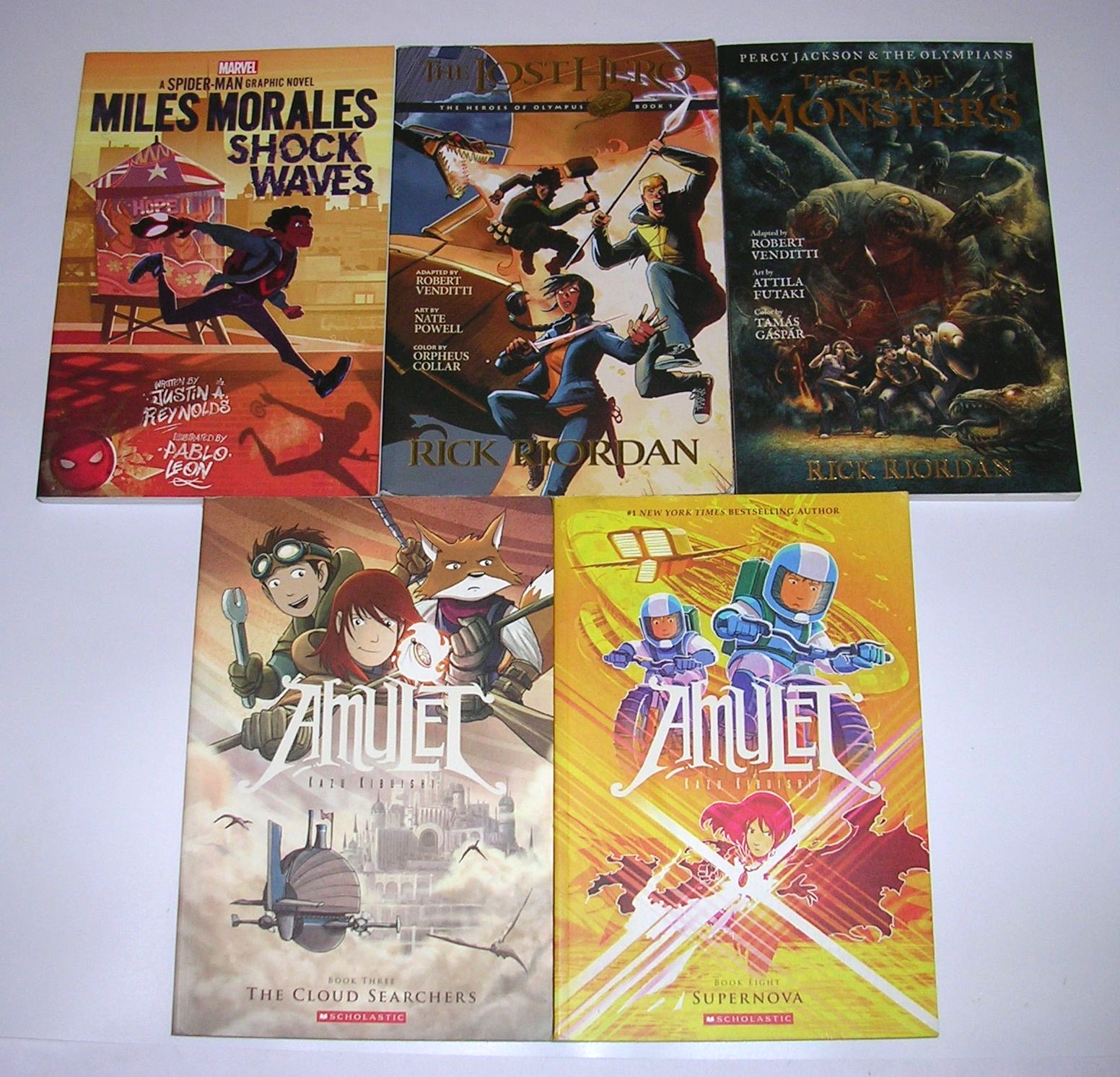 Lot 16 Graphic Novels for Kids BOYS Interest: DC Marvel Amulet Wings of Fire