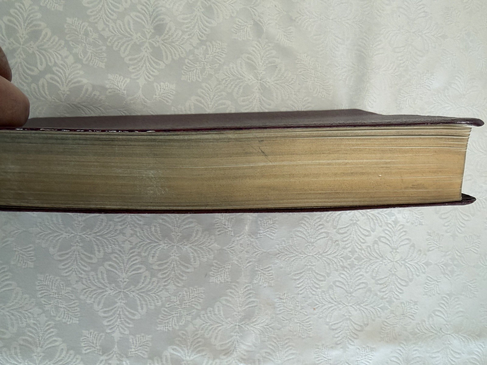 Holy Bible New Living Translation Red Let 1999 Burgundy Bonded Leather Tyndale