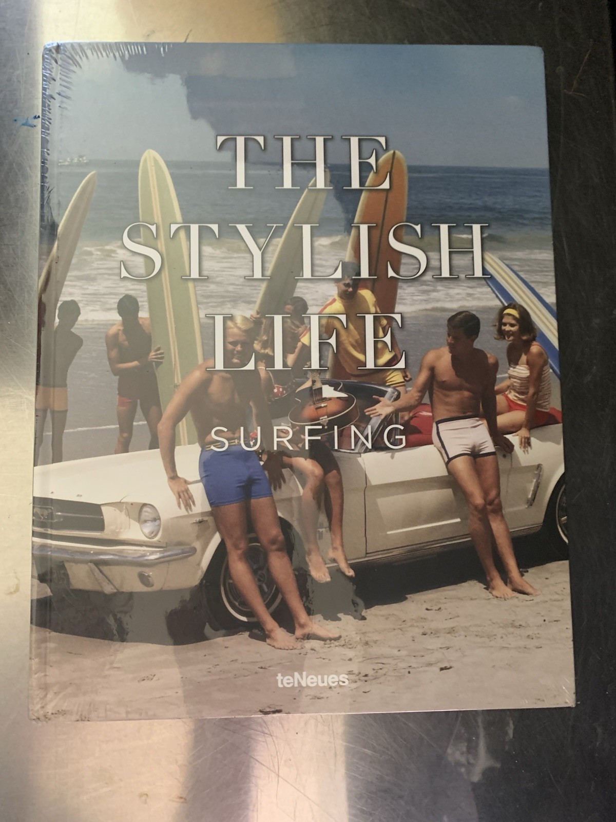 NEW FRESH CLEAN SEALED! Stylish Life Surfing MOD RETRO Hippie Surfers 70s Preppy