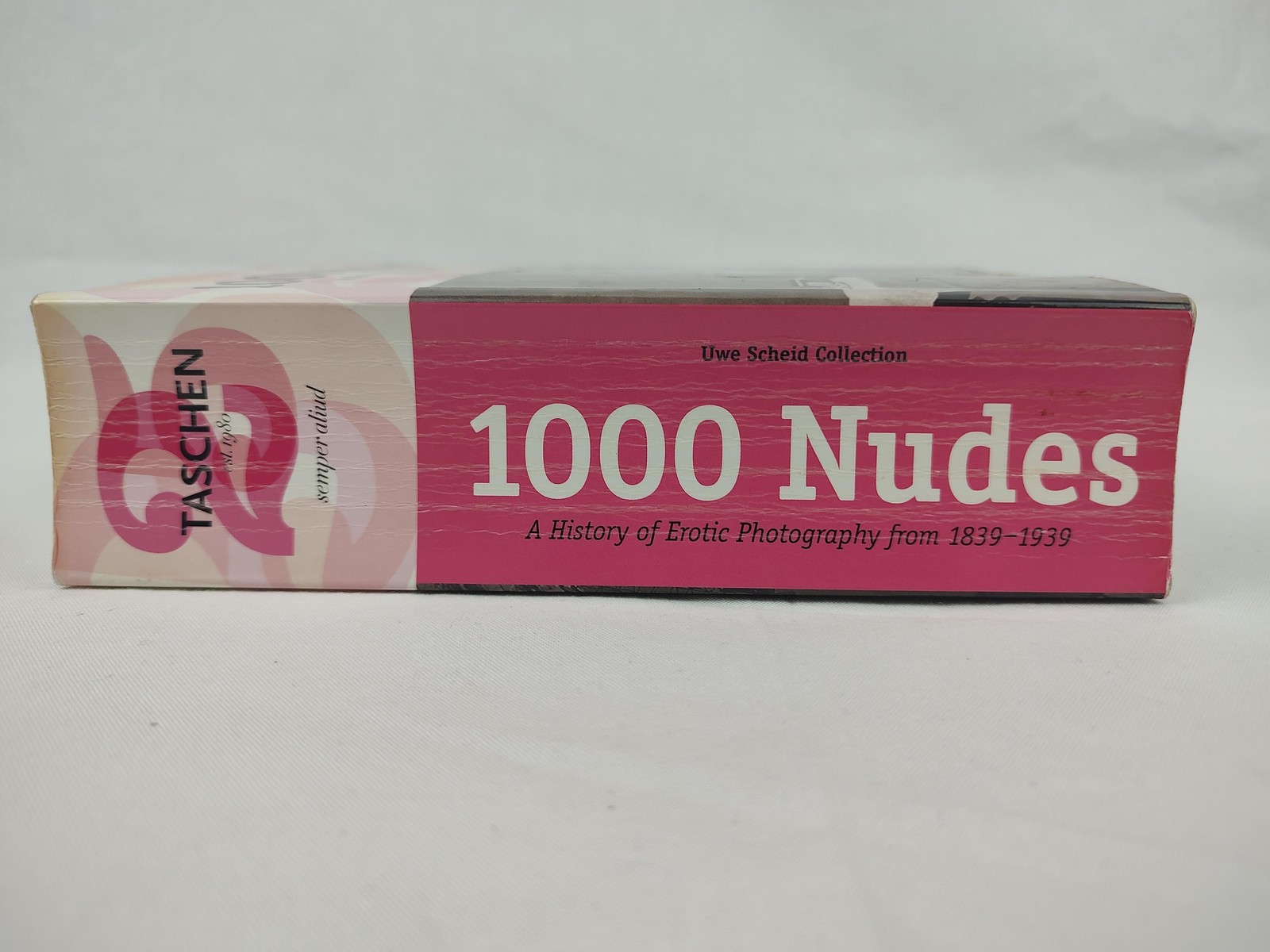 TASCHEN 1000 Nudes UWE SCHEID Erotic Photography Paperback Illustrated Art Book