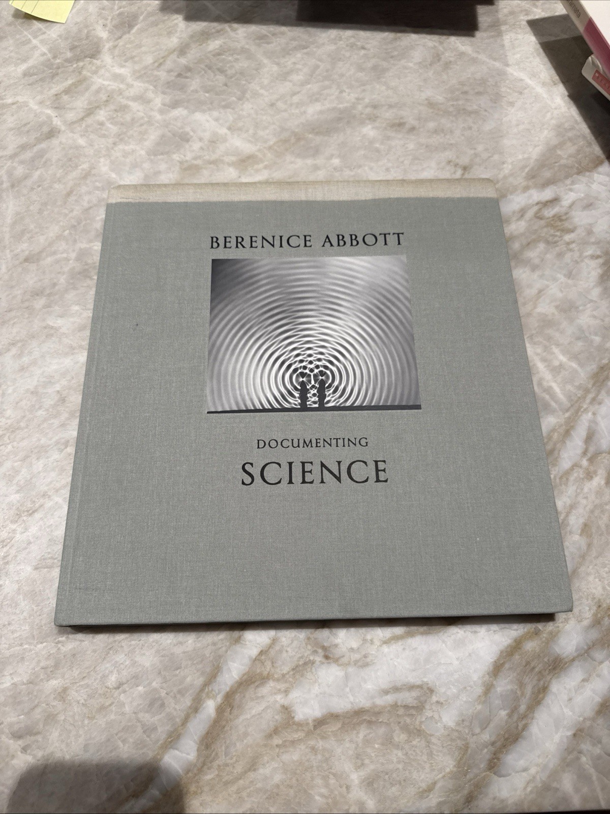 Berenice Abbott: Documenting Science / 2012 HC STEIDL
