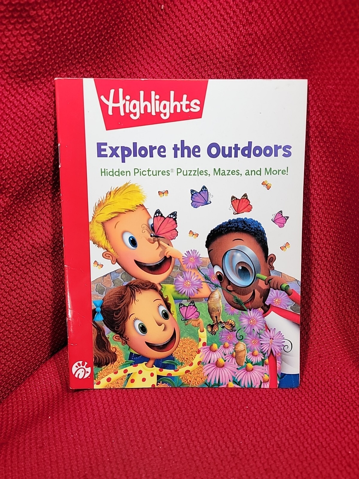 EXPLORE THE OUTDOORS Highlights Chic-Fil-A puzzle maze activity promo Book 2019