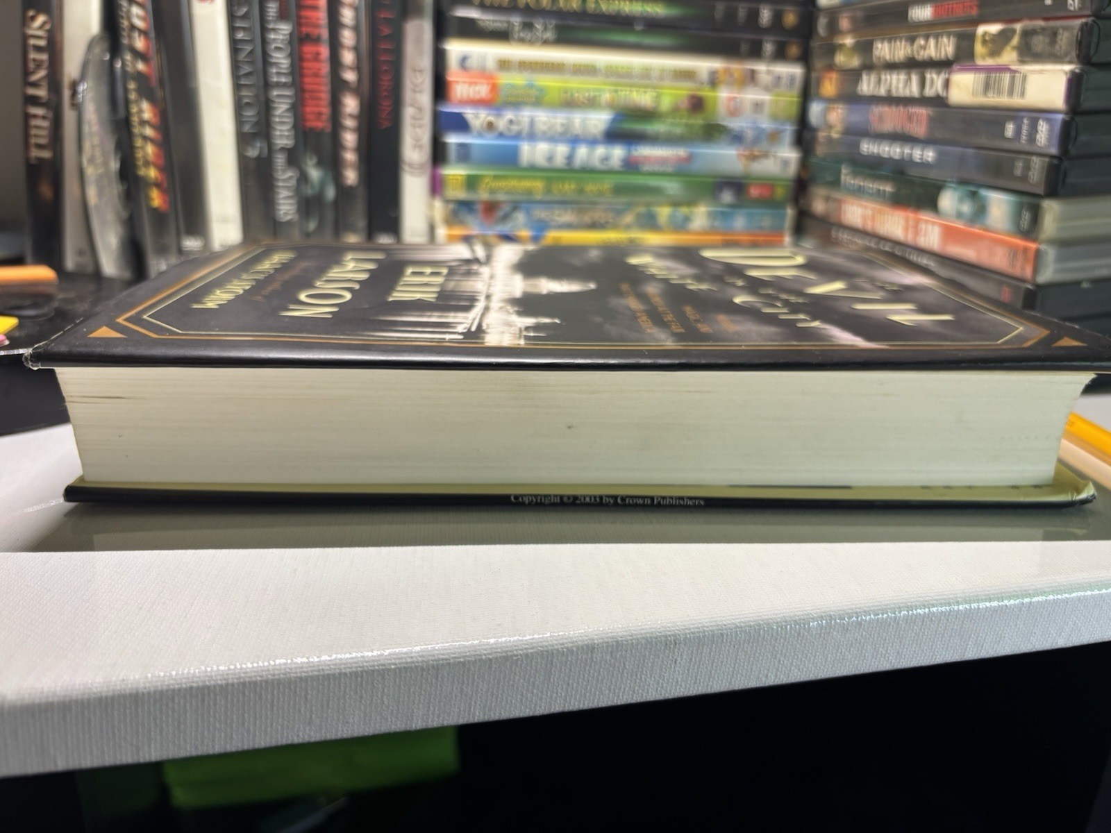 Erik Larson Devil in the White City Murder, Magic & Madness 2003 Hardcover