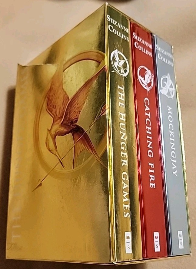 The Hunger Games Foil Edition Box Set Catching Fire Mockingjay Suzanne Collins