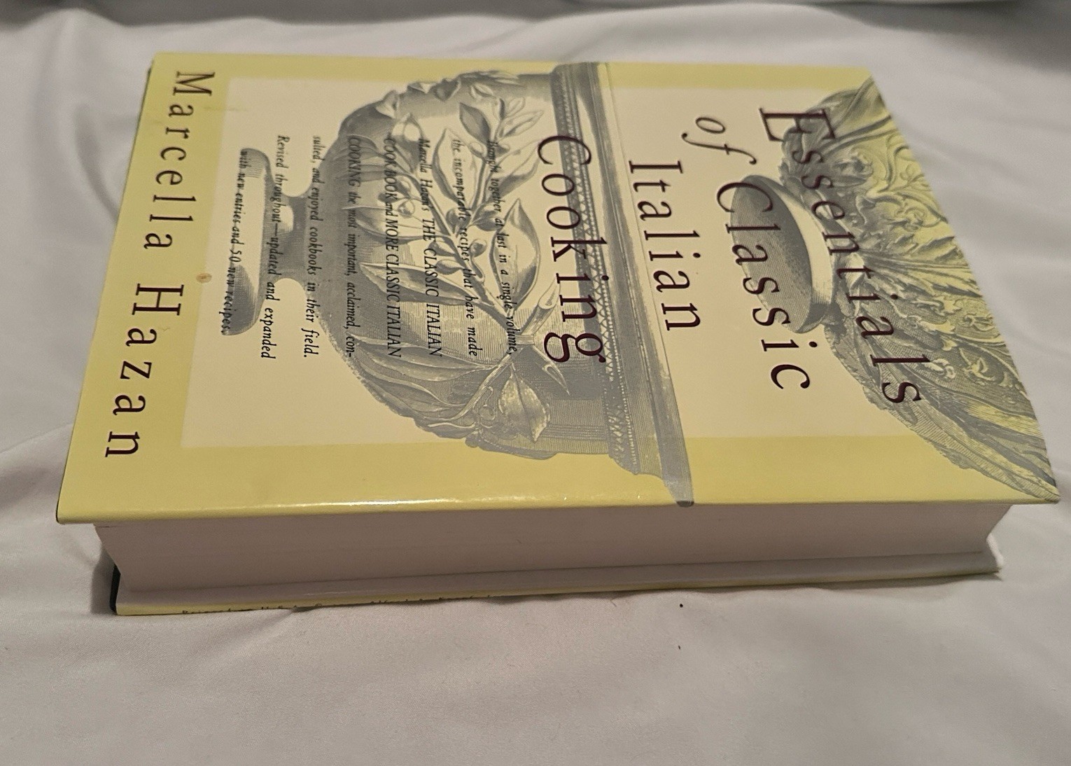 Essentials of Classic Italian Cooking : A Cookbook by Marcella Hazan ,hardcover