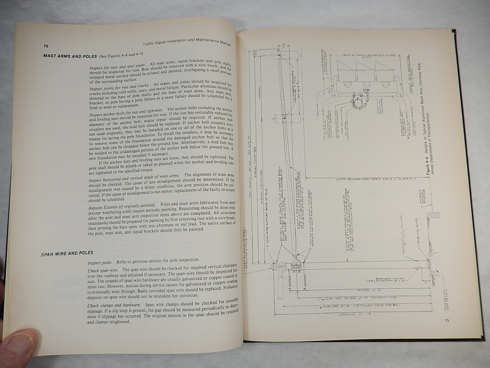 Traffic Signal Installation and Maintenance Manual by James M. Giblin, 1989