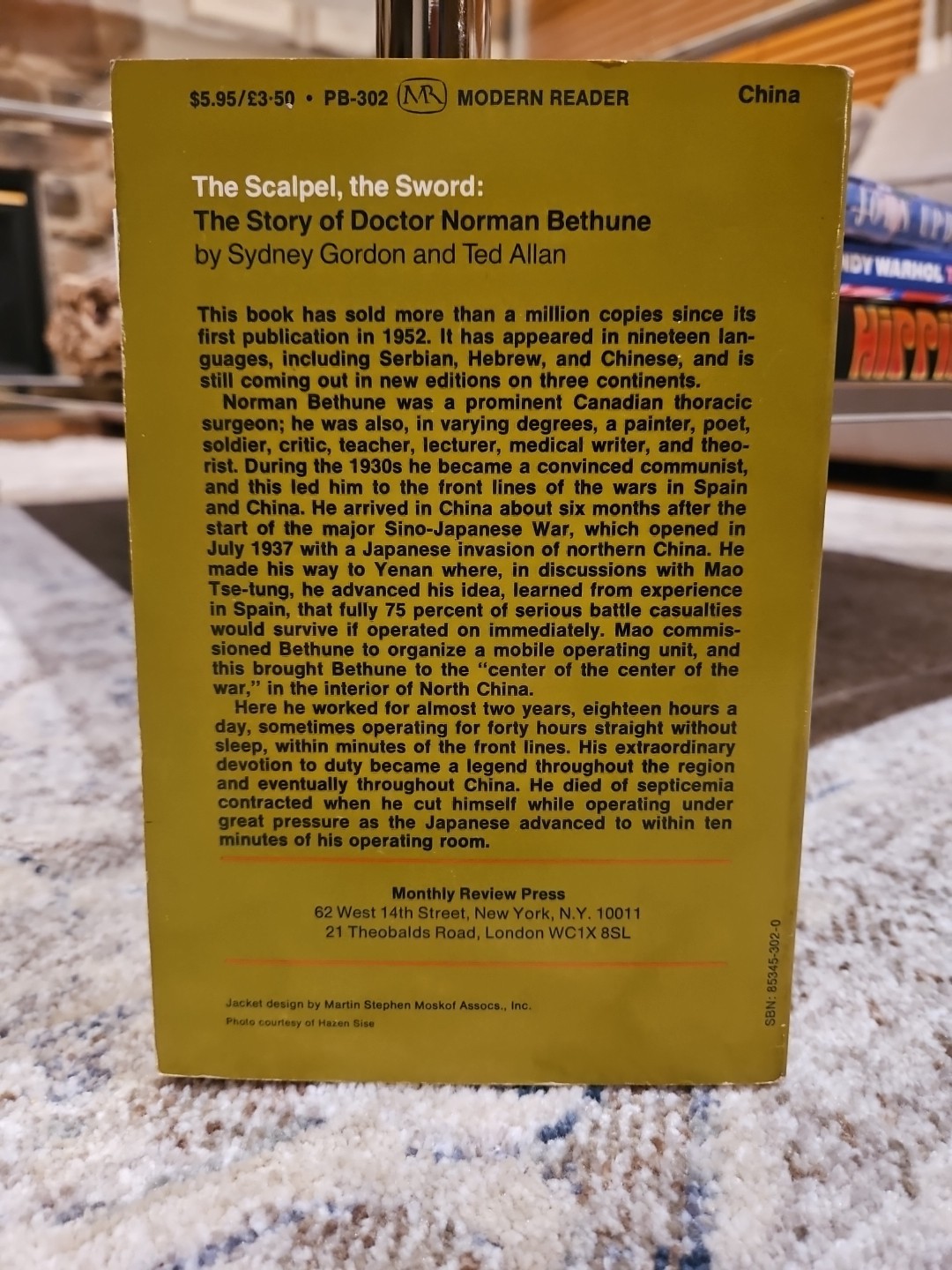 The Scalpel, the Sword ~ Ted Allen & Sydney Gordon. Dr Norman Bethune 1973 Pb
