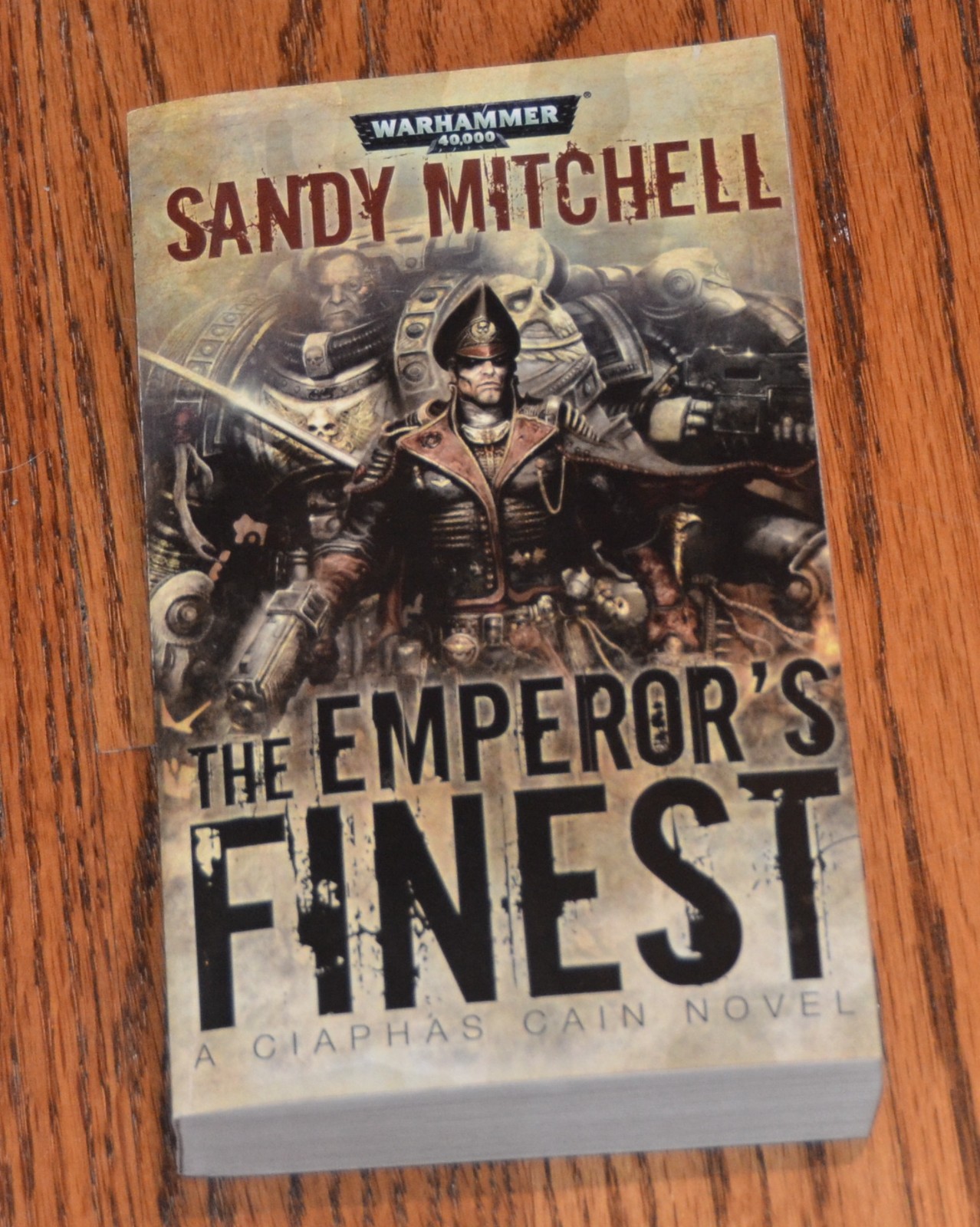 THE EMPEROR’S FINEST by Sandy Mitchell WARHAMMER 40K Ciaphas Cain paperback book