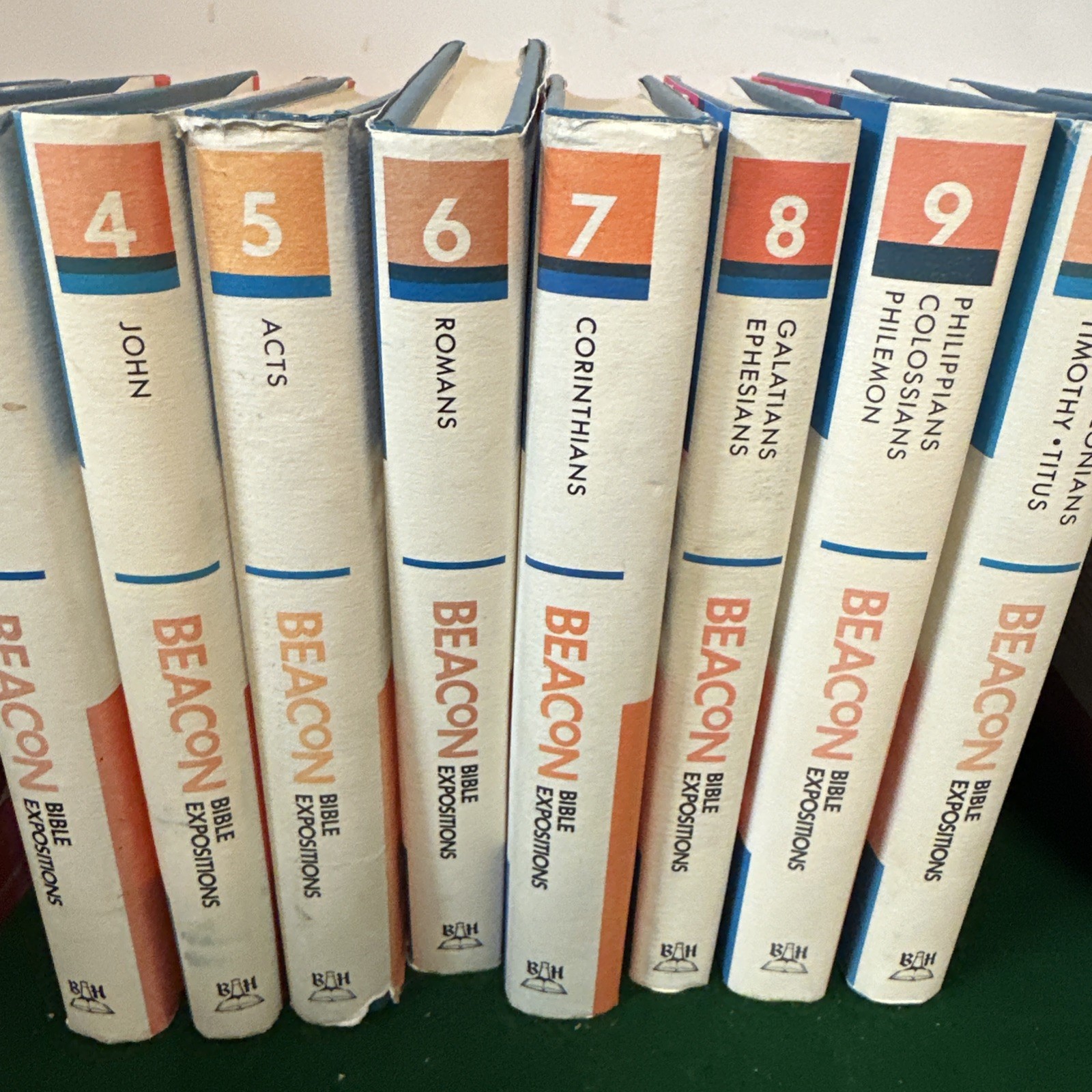 Beacon Bible Expositions Books 2-9, 12 Volume Series New Testament Hardback Book