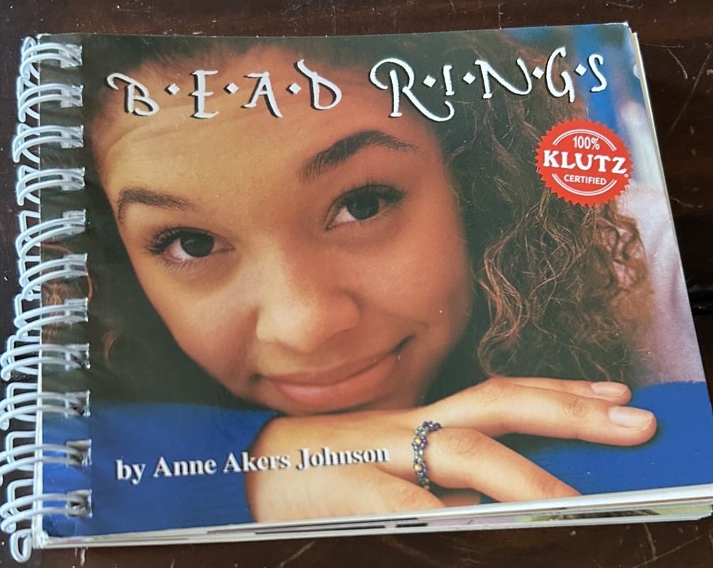 Bead Rings-Spiral-bound-By Johnson, Anne Akers-Klutz- NO BEADS