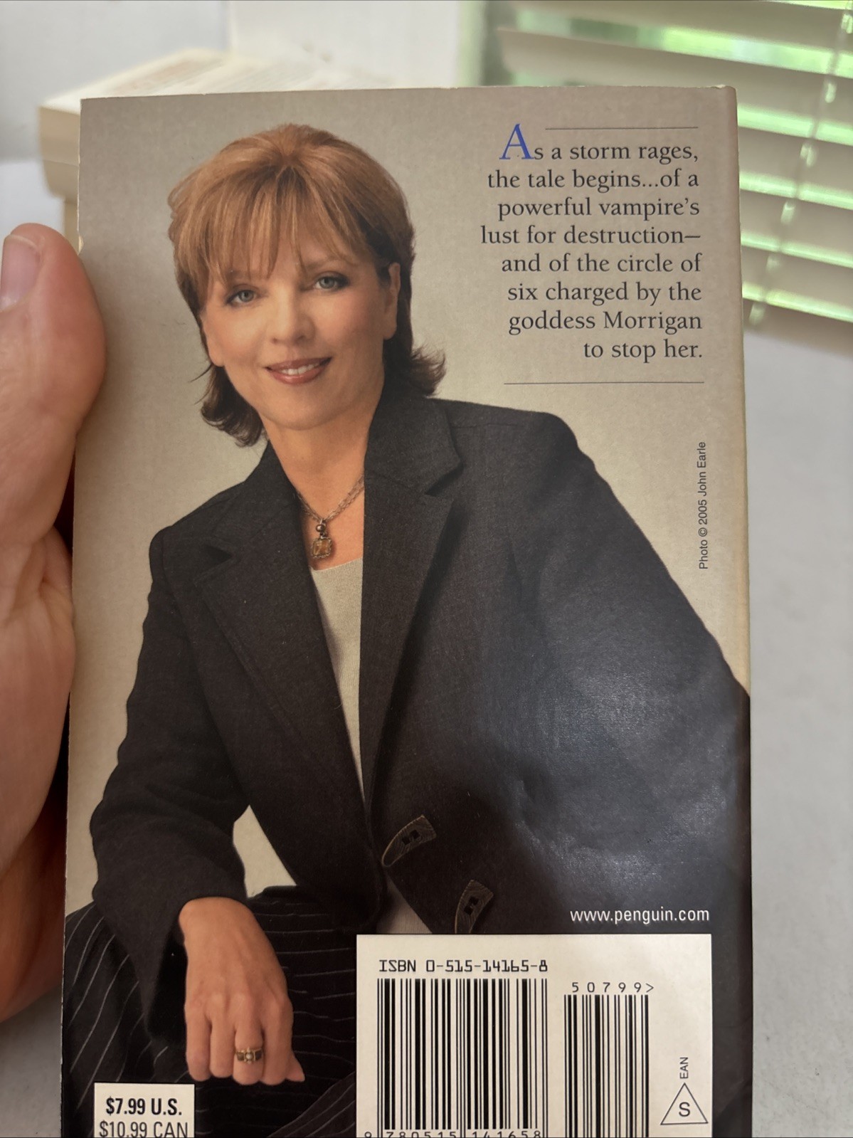 Lot of 10 Nora Roberts: Stolen, Northern Lights and More – Free Shipping