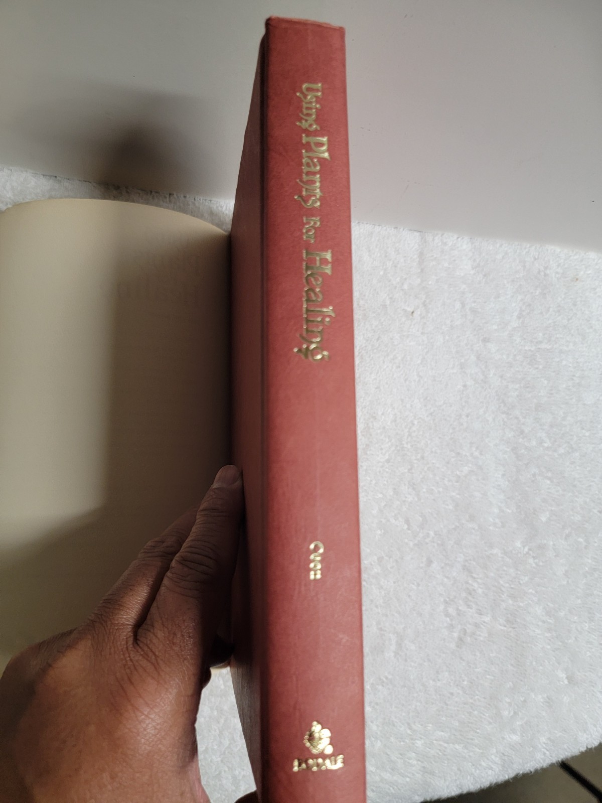 Using plants for healing: An American herbal Vintage 1963 LIKE NEW!