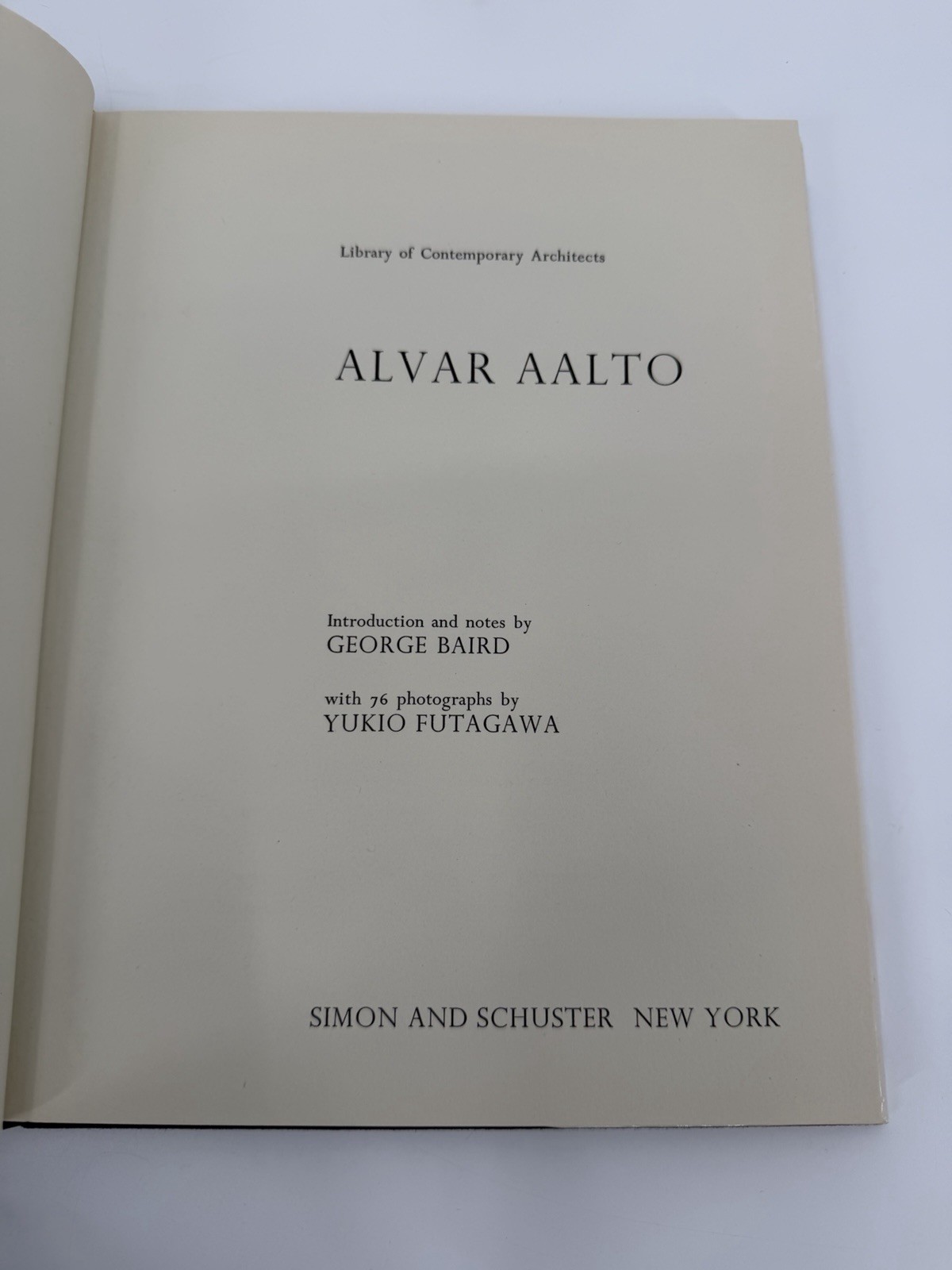 Alvar Aalto Library of Contemporary Architects Book 1971 By Simon and Schuster