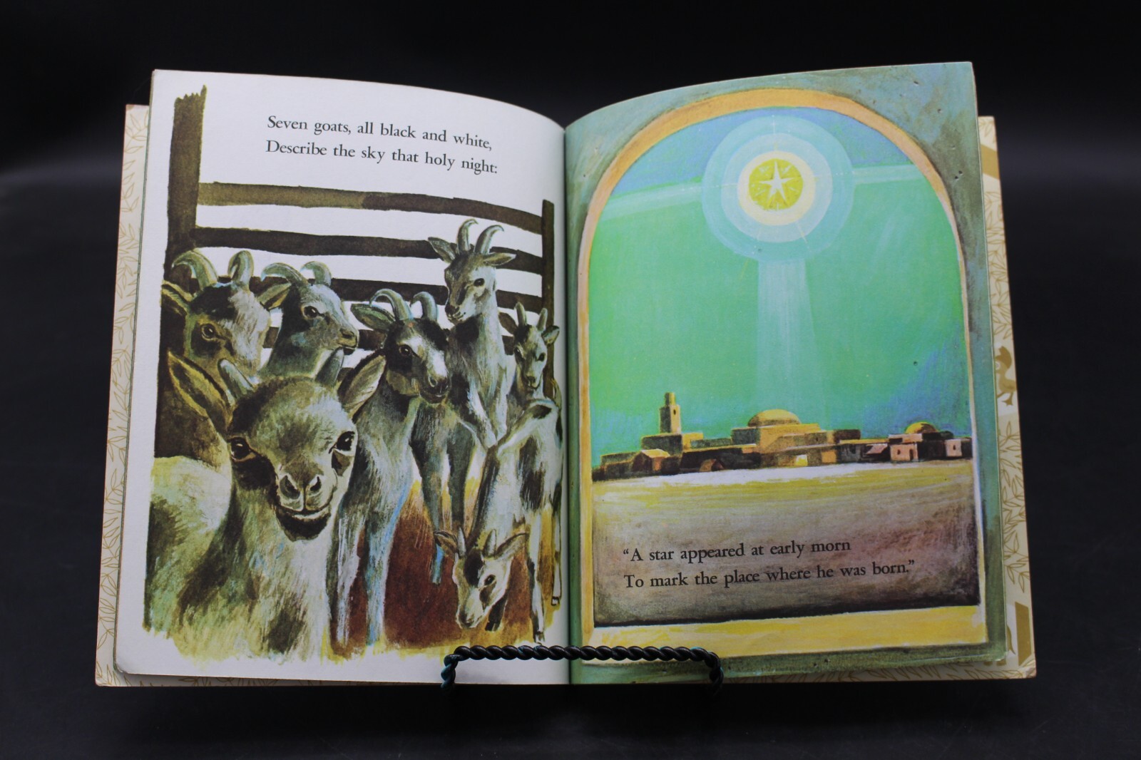 The Animals’ Christmas Eve (456-41) | Little Golden Book | VINTAGE 1977