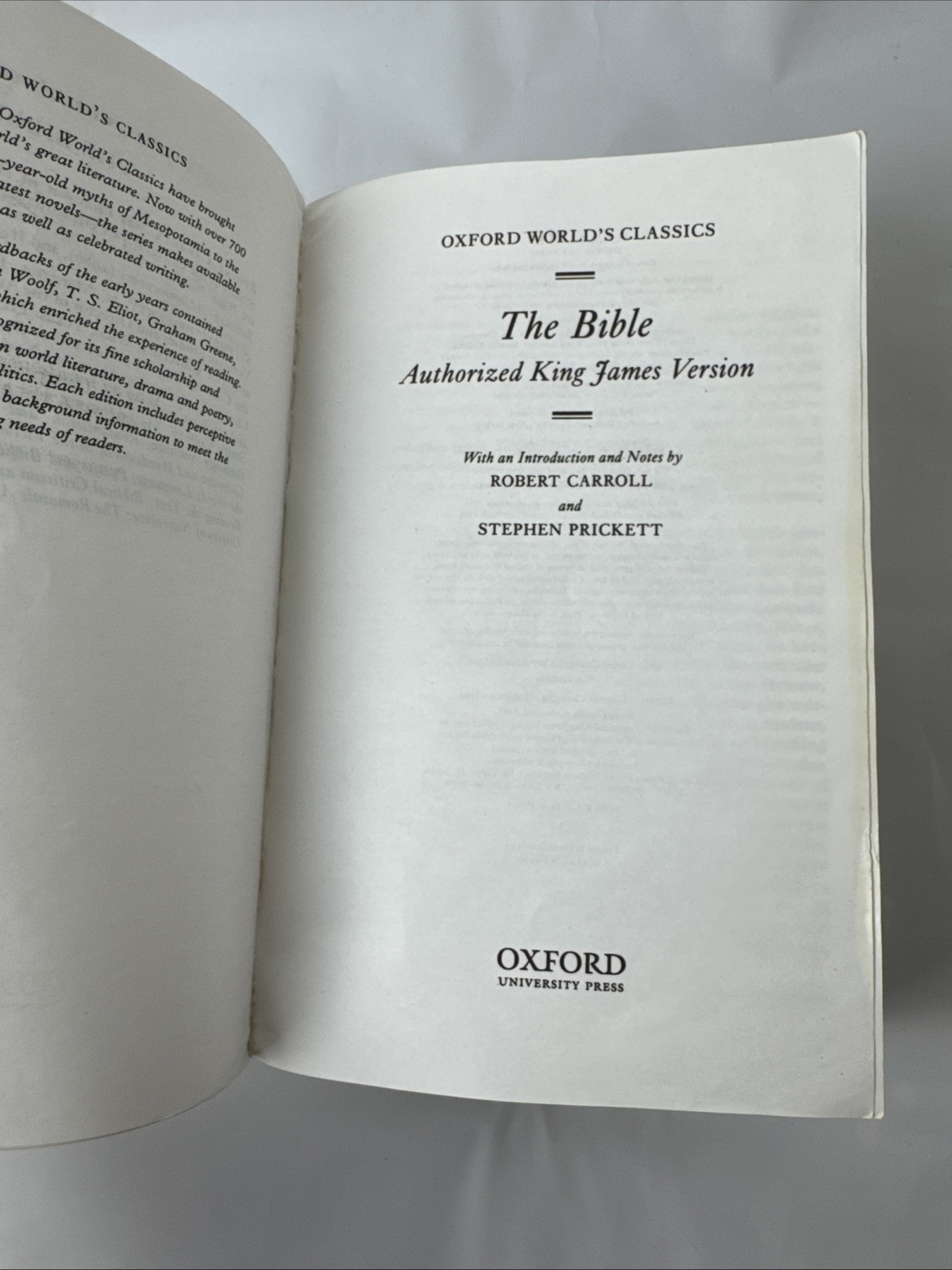 The Bible: Authorized King James Version (Oxford World’s Classics) – GOOD