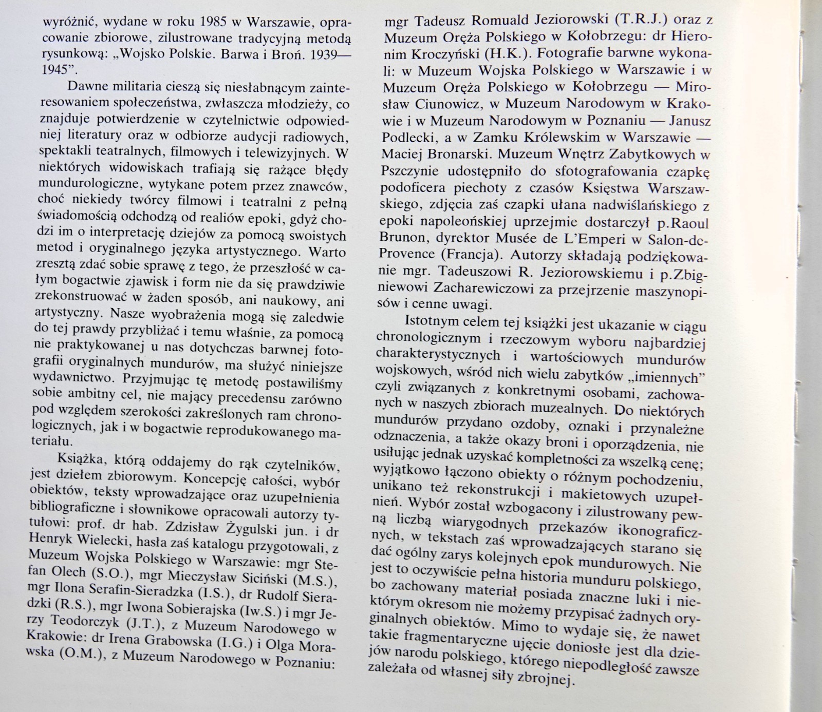 Polski Mundur Wojskowy by Zdzisaw Zygulski, Henryk Wielecki 1988 hc/dj