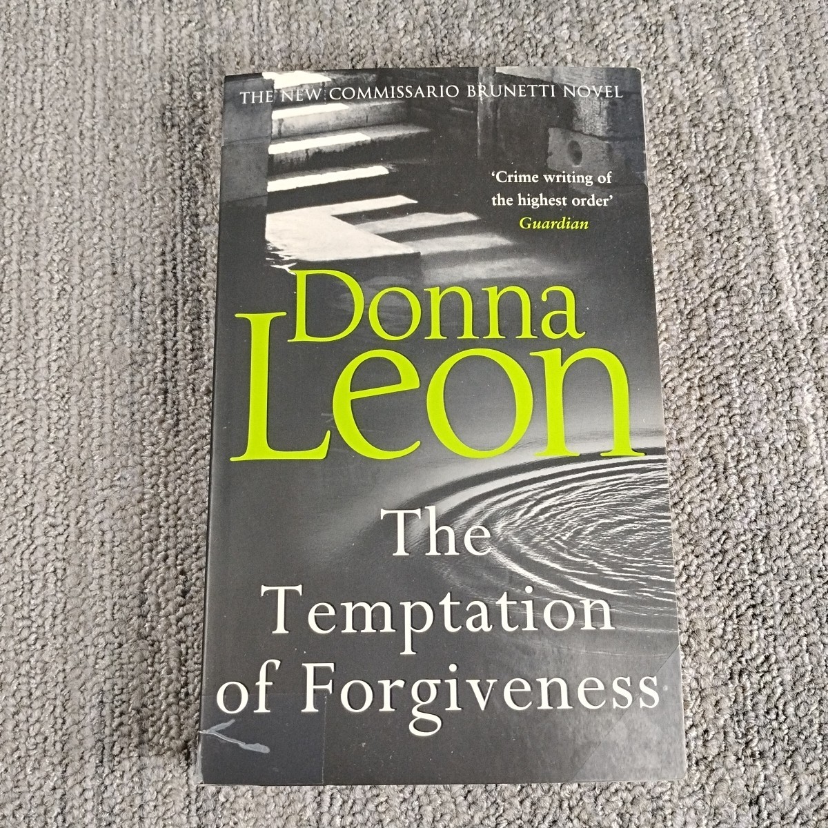 Donna Leon Commissario Brunetti Mystery Series 9 Paperback Book Lot Death Darkly