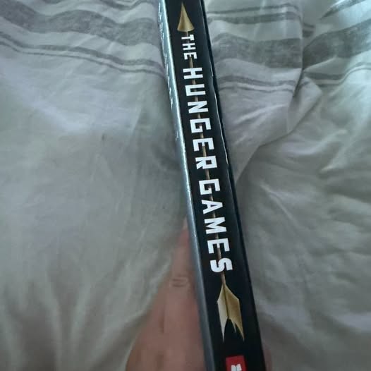 Hunger Games (Book One) by Suzanne Collins (2010, Annotated Paperback)