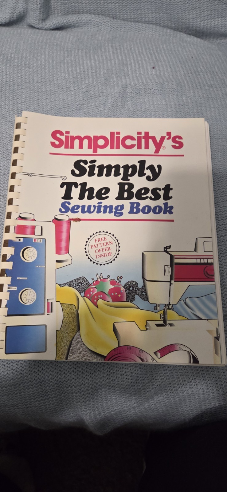 1988 Simplicity’s Simply The Best Sewing Book Binder 254 pages w illustrations