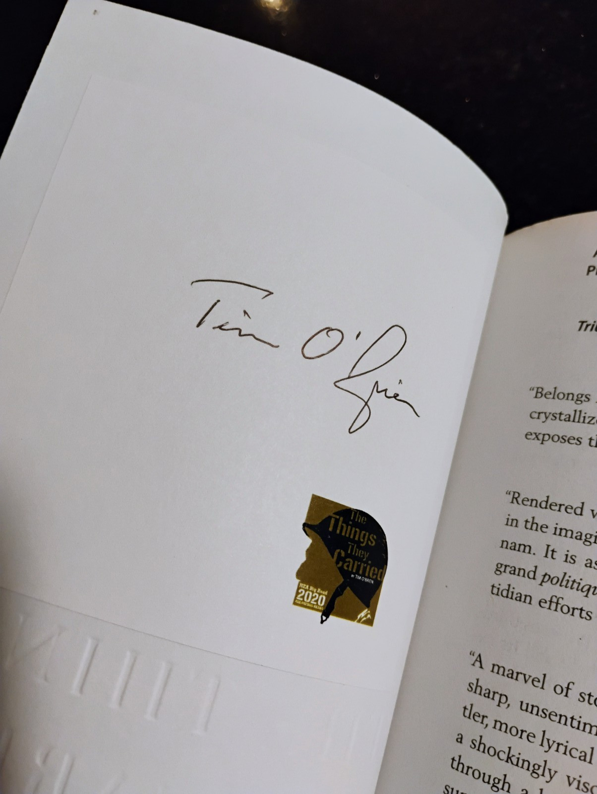 THE THINGS THEY CARRIED by TIM O’BRIEN – SIGNED! – PAPERBACK EDITION