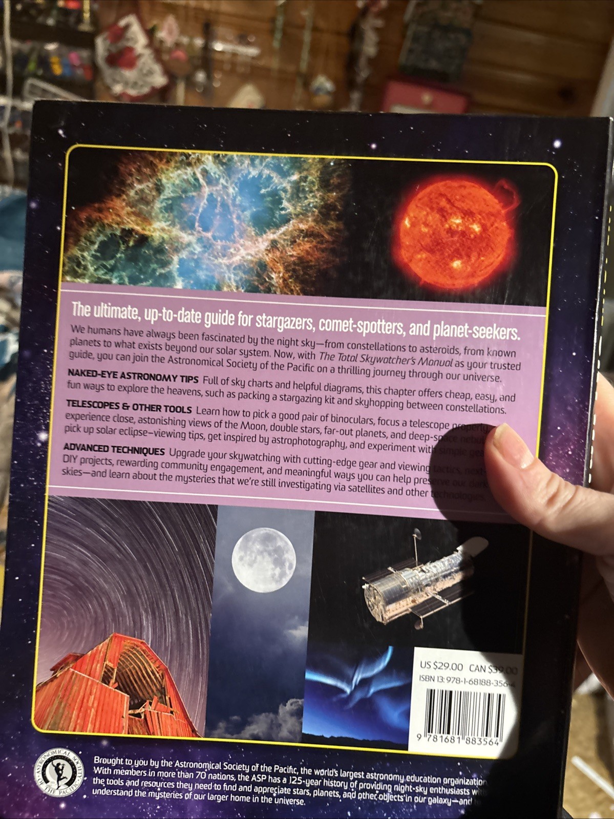 Total Skywatcher’s Manual : 275+ Skills and Tricks for Exploring Stars, Planets