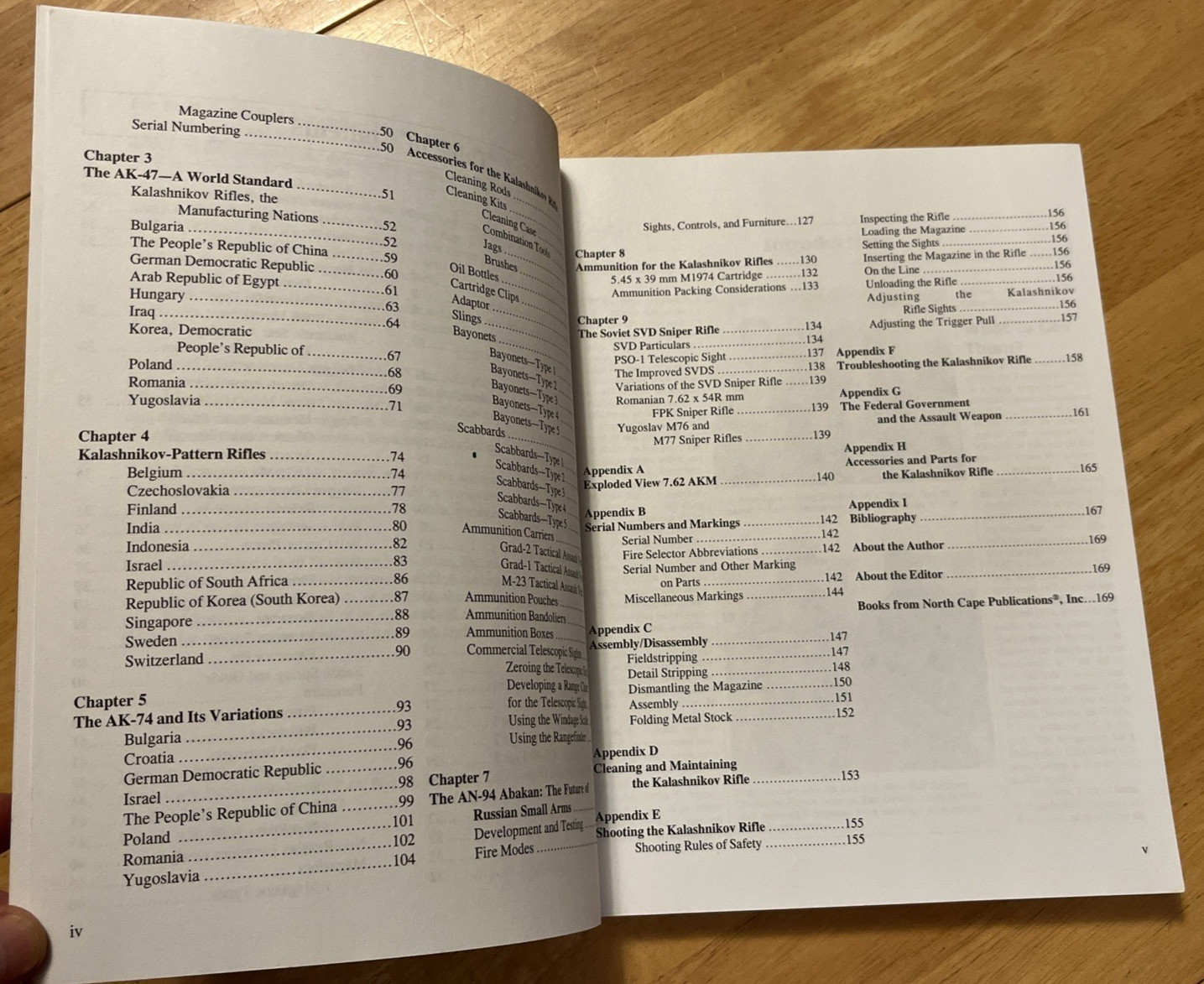 The AK-47 & AK-74 Kalashnikov Rifles & Their Variations-Poyer-Russian Gun Book