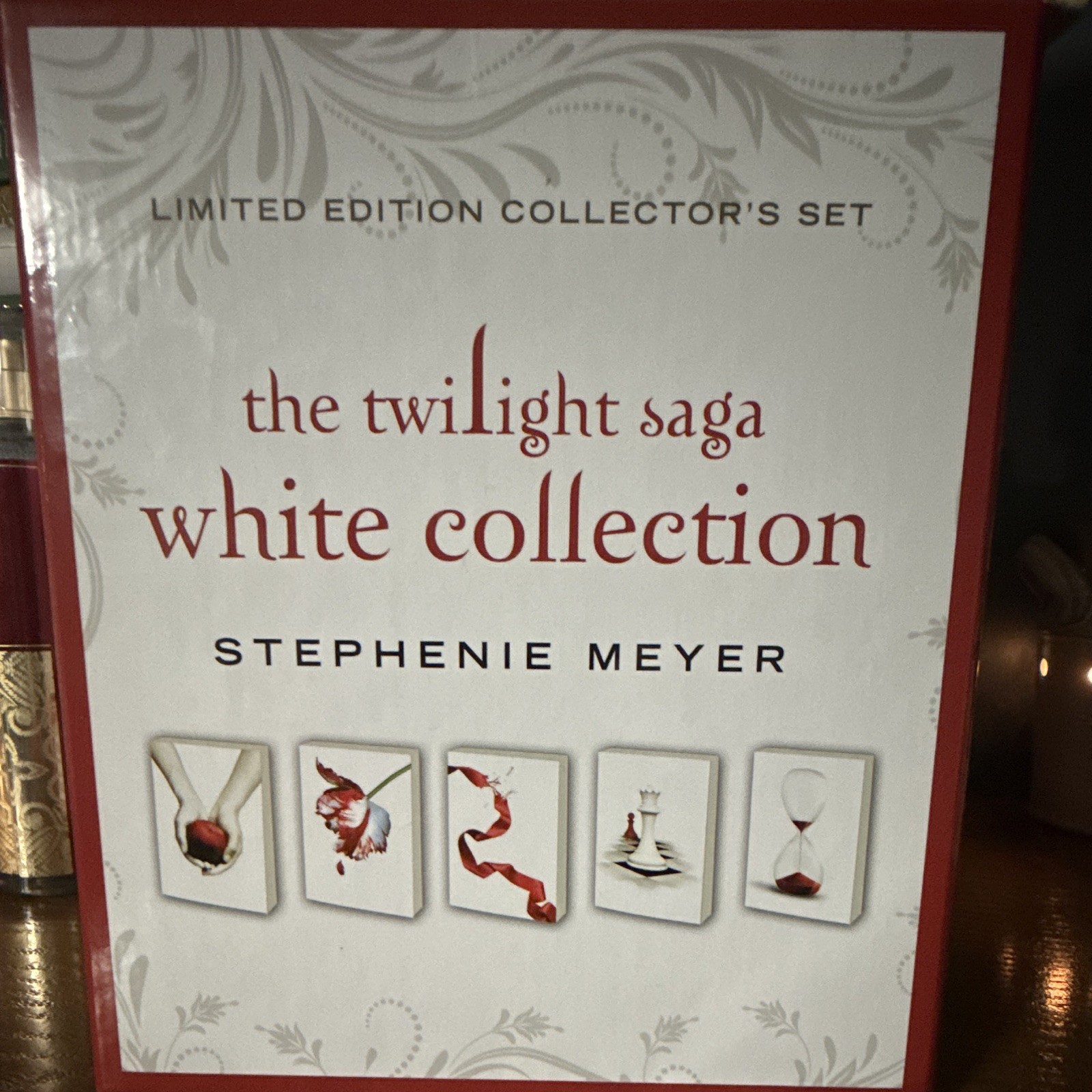 Stephenie Meyer Twilight Saga White Collection Box Set Limited Collector’s Ed