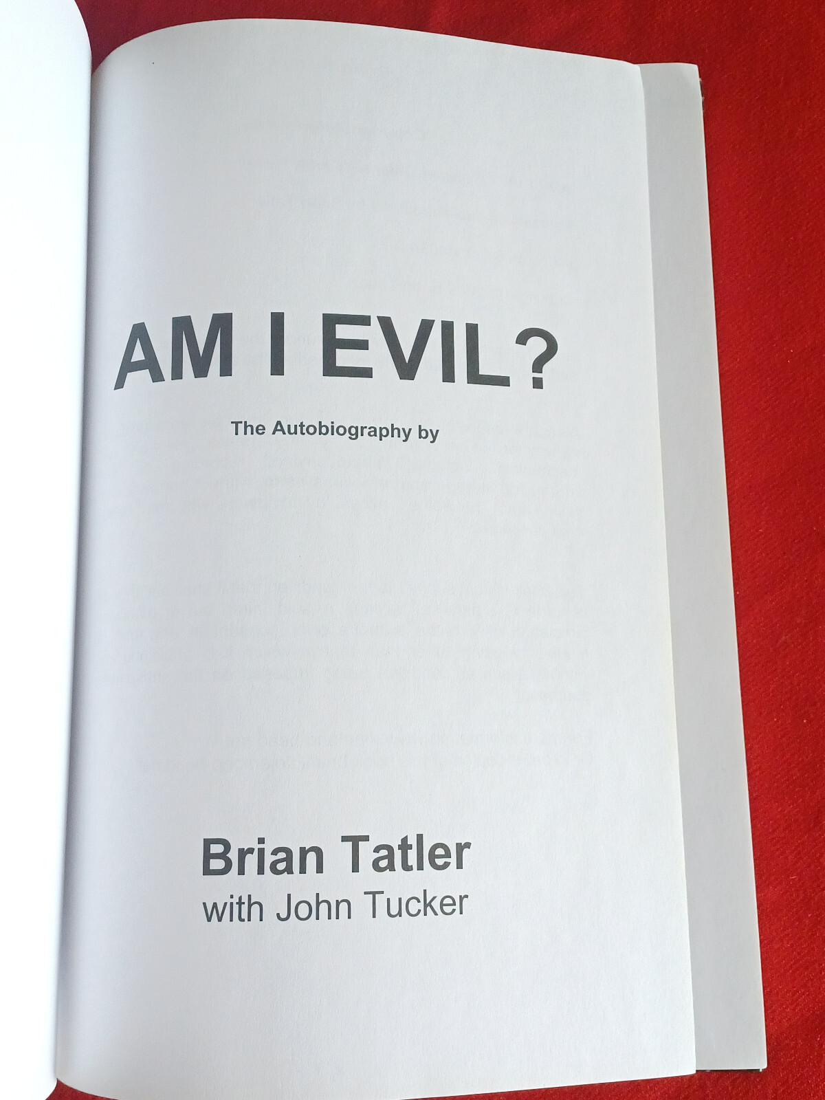Brian Tatler (Diamond Head) – Am I Evil? – First Edition Book (252 Pages)