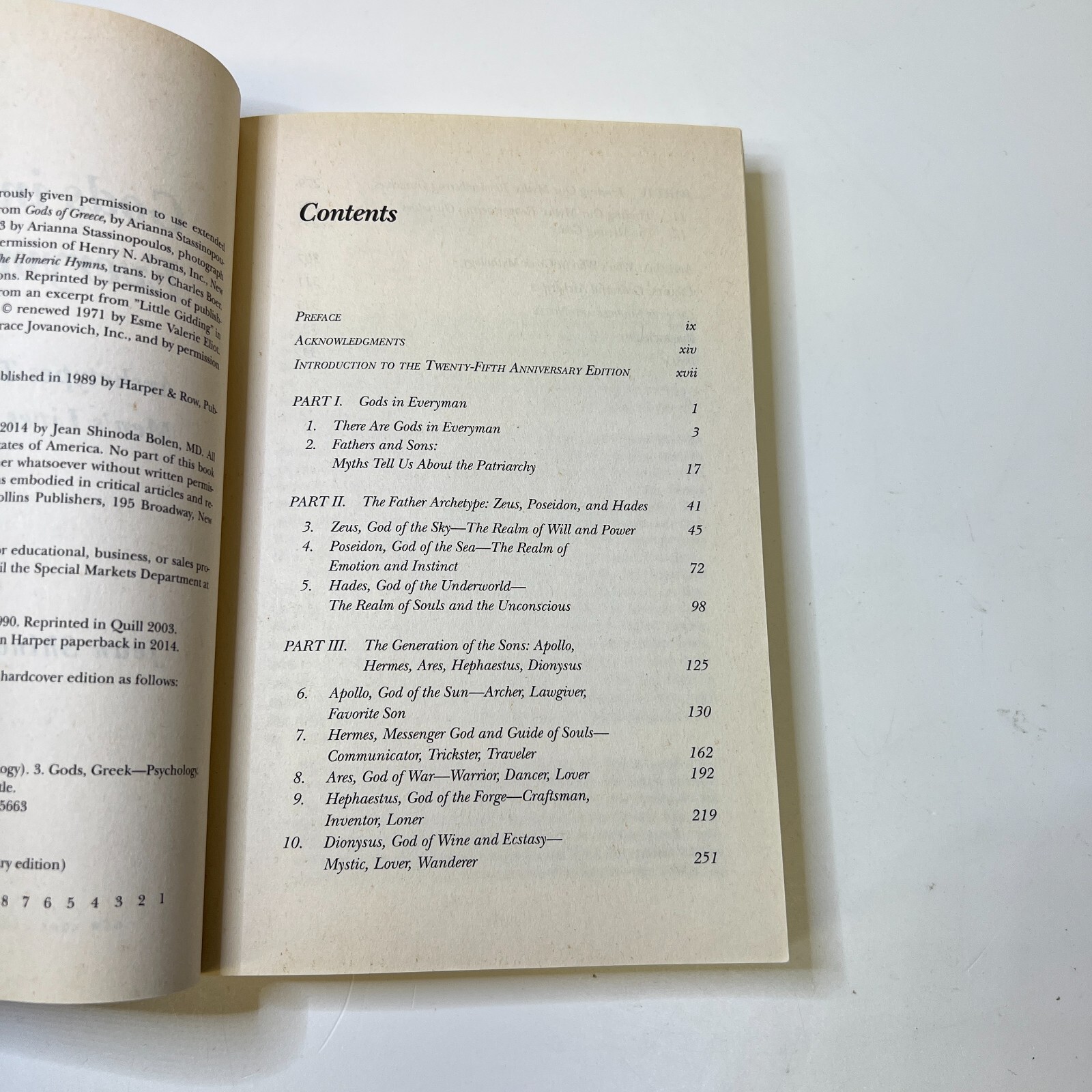 Gods in Everyman: Archetypes That Shape Men’s Lives by Jean Shinoda Bolen (Engli