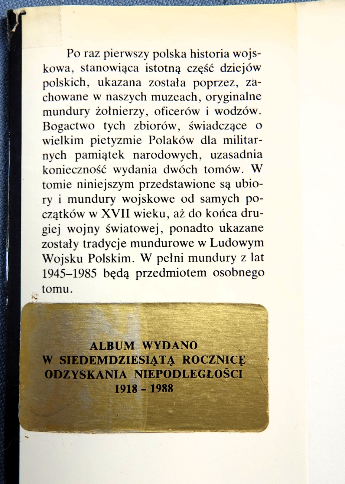 Polski Mundur Wojskowy by Zdzisaw Zygulski, Henryk Wielecki 1988 hc/dj