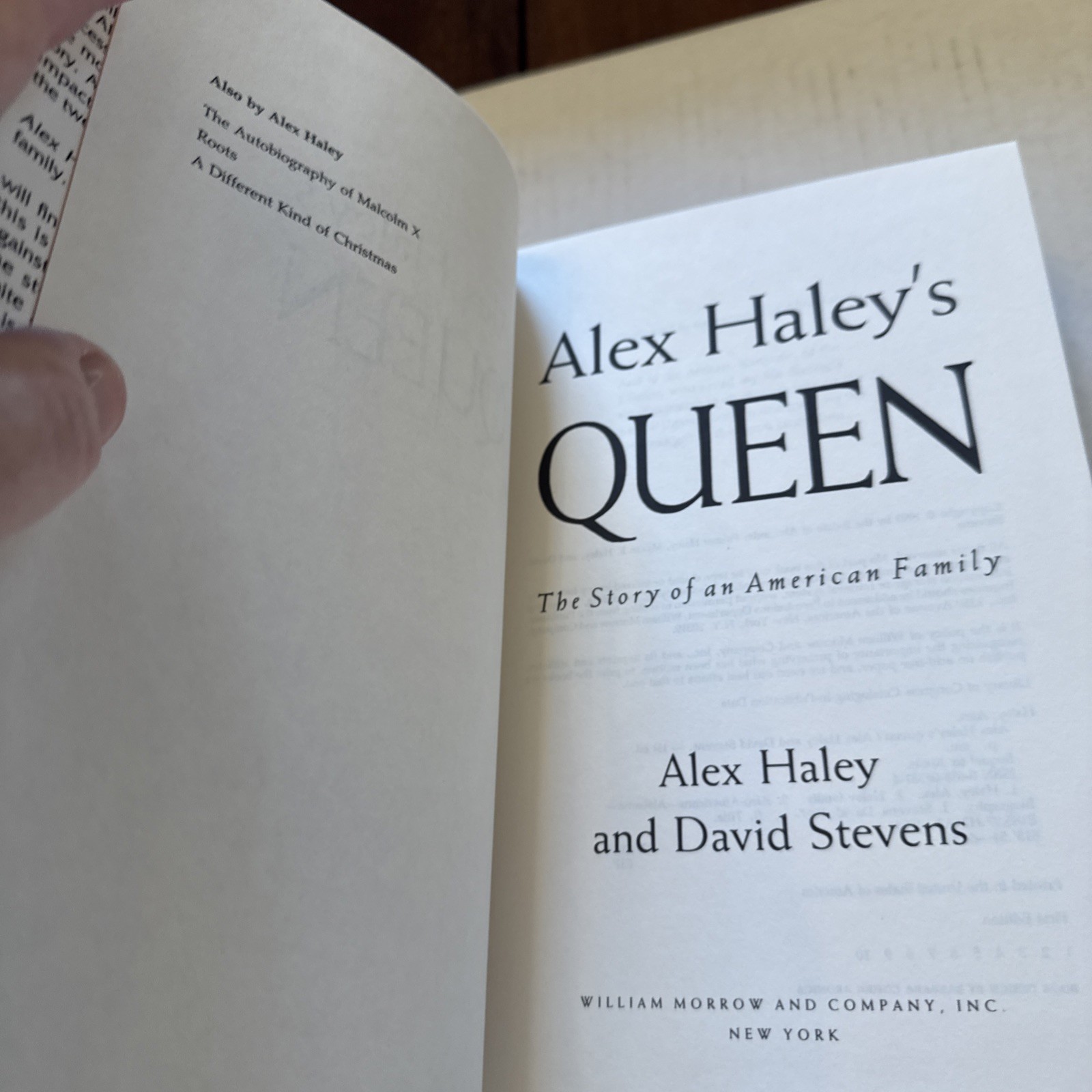 Alex Haley’s Queen : The Story of an American Family by Alex Haley and David…