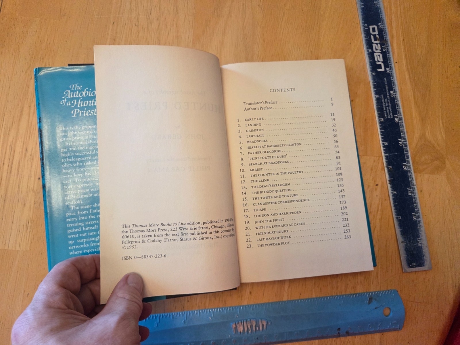 Autobiography of a Hunted Priest by John Gerard (1988, Hardcover)