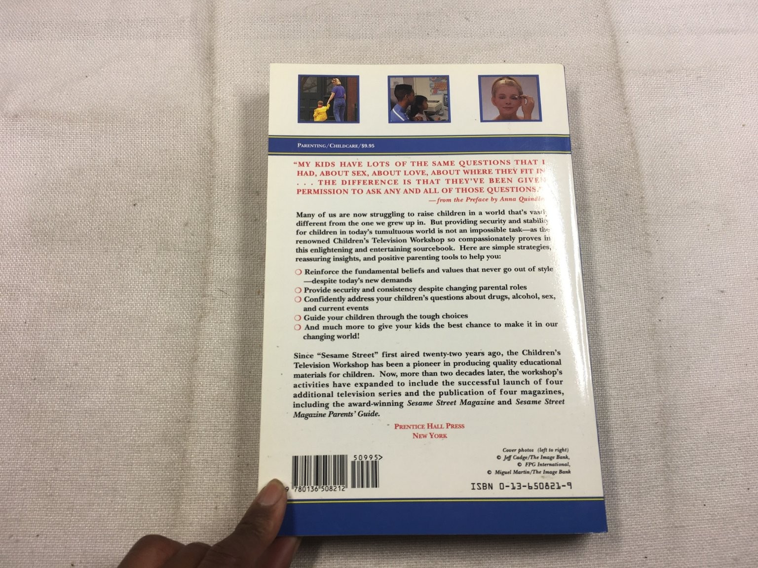 Raising Kids in a Changing World Dian G. Smith 1991 First Ed CTW Prentice Hall