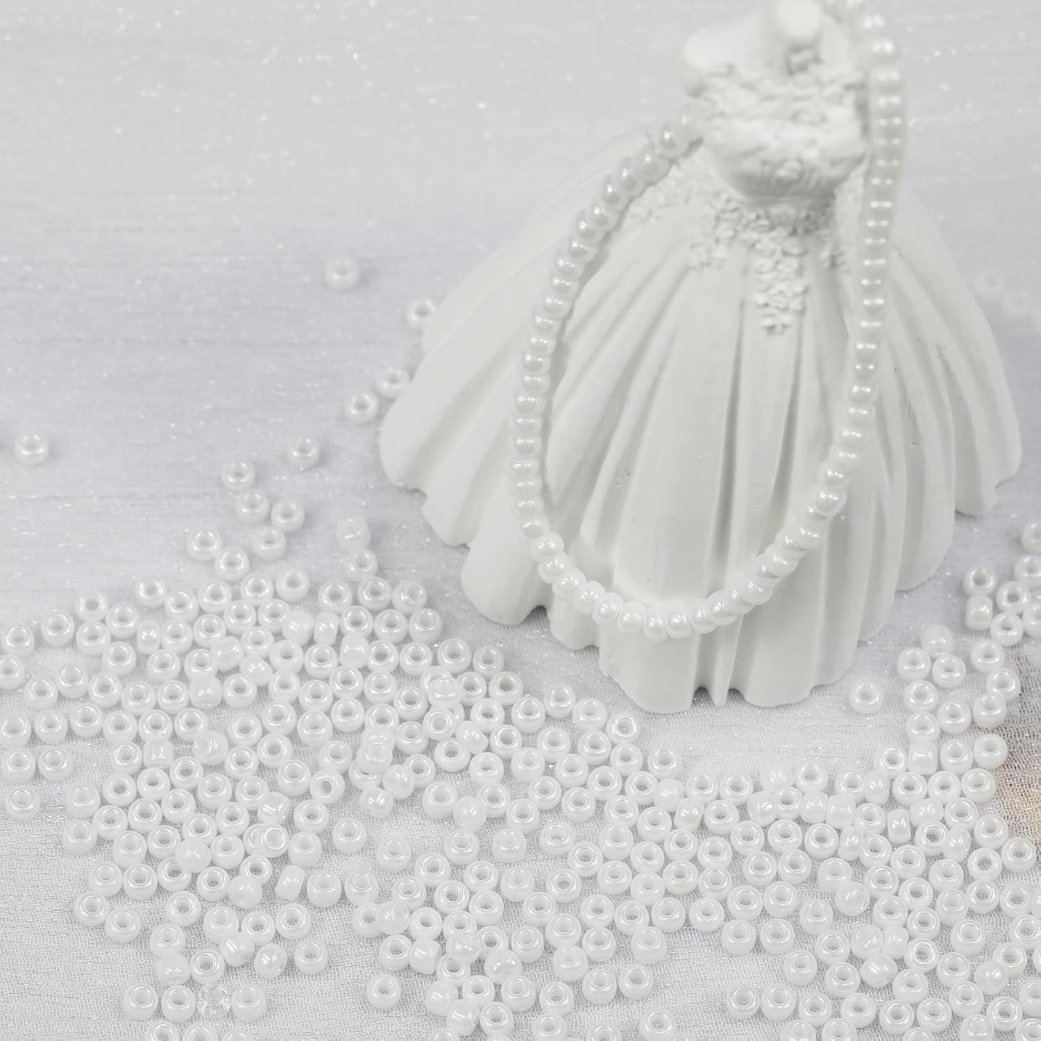 White Pearl 3mm Seed Beads About 3600pcs/100Grams in Bag, 8/0 Glass Craft Beads